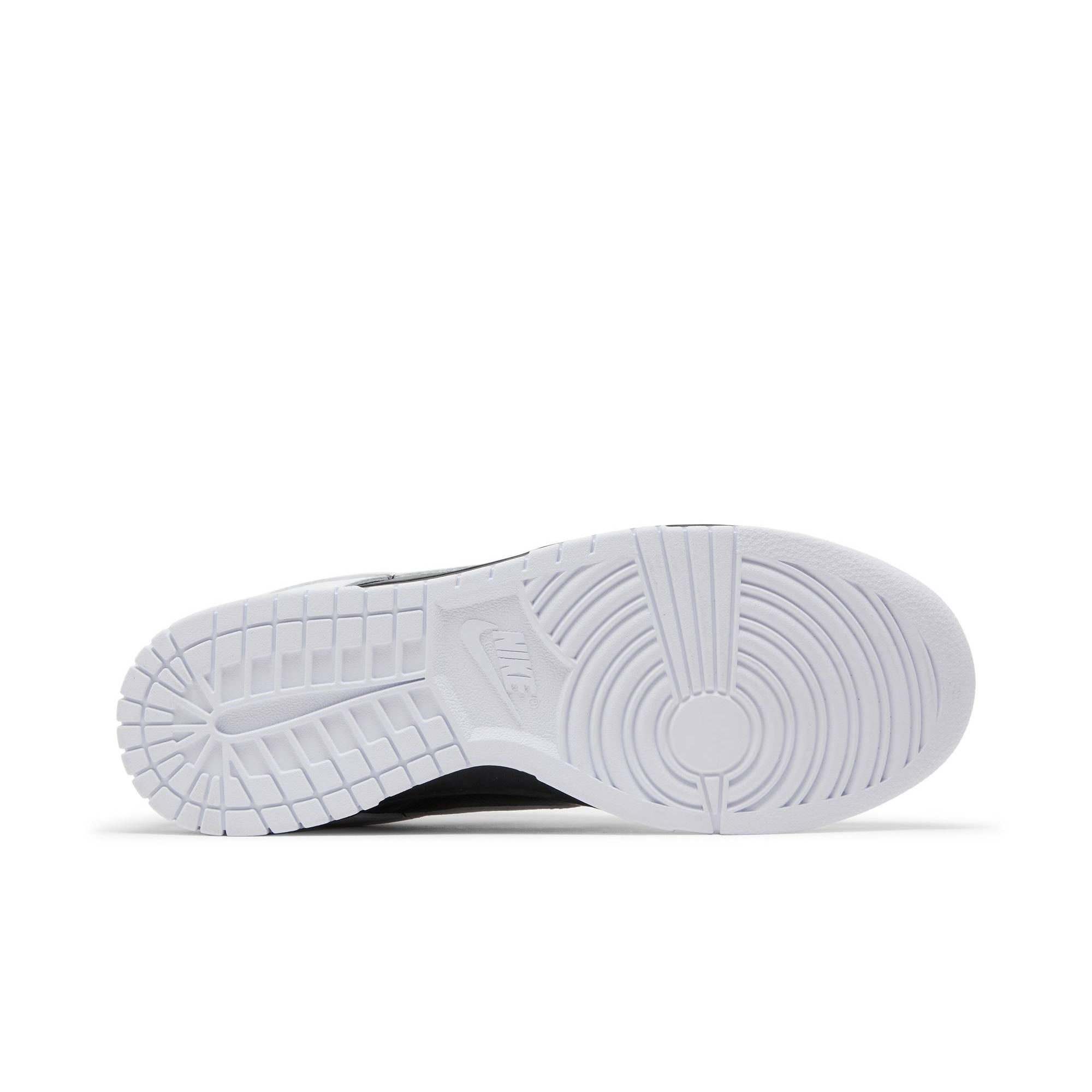 Dunk Low 'Reverse Panda' FD9064-011