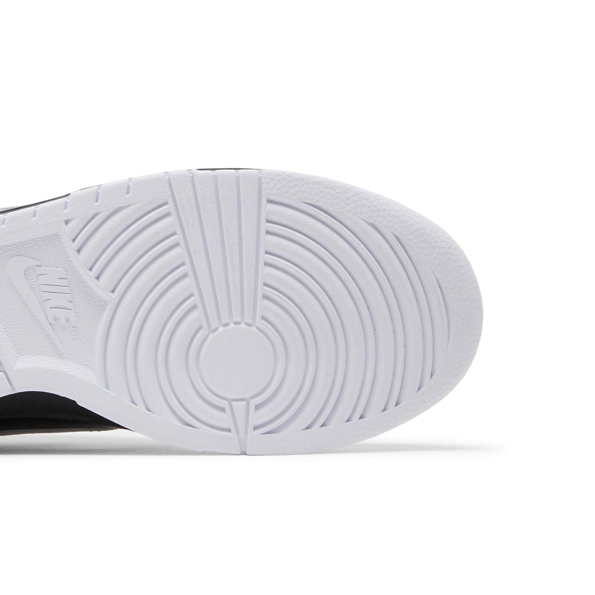 Dunk Low 'Reverse Panda' FD9064-011