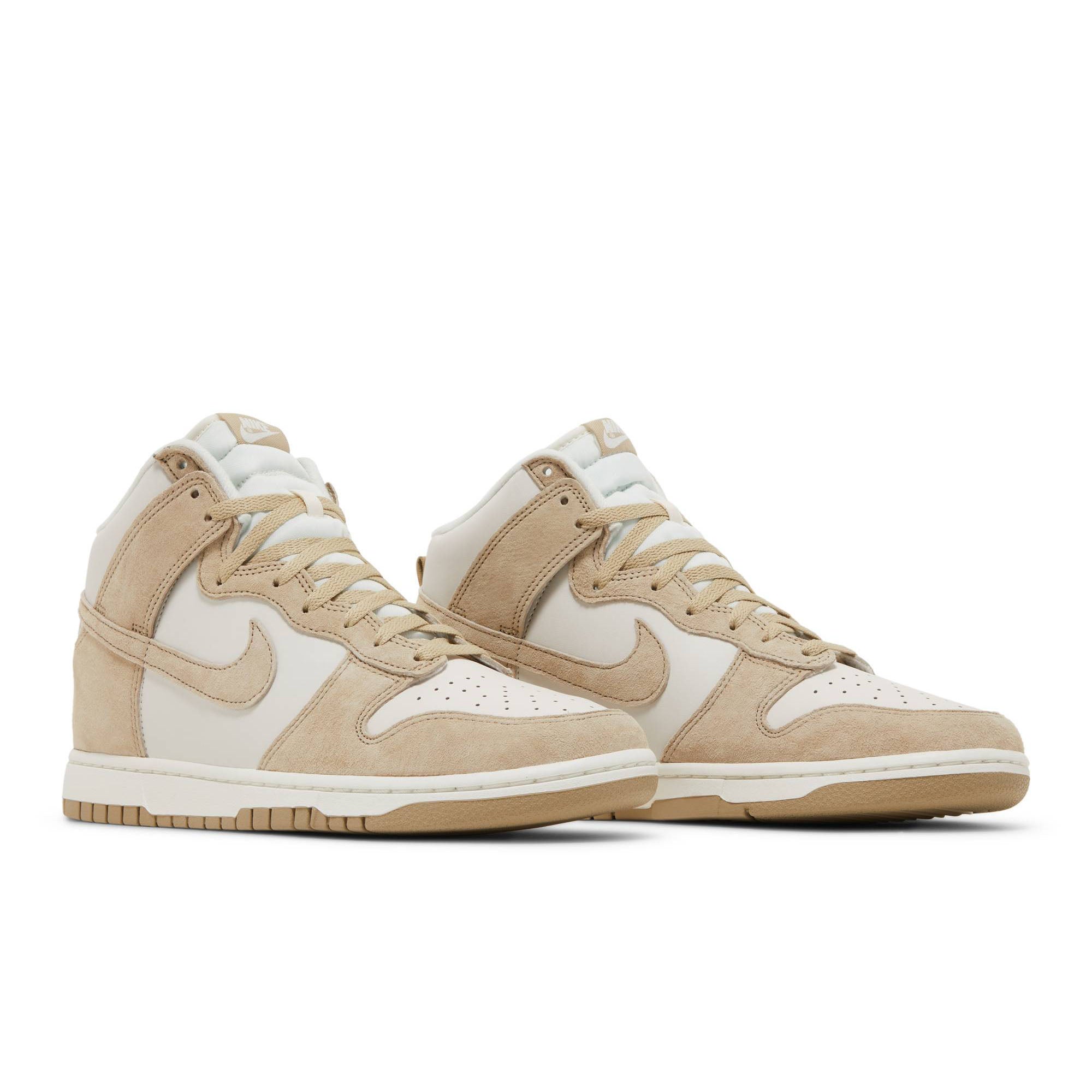 Dunk High 'Sand' DQ7679-001