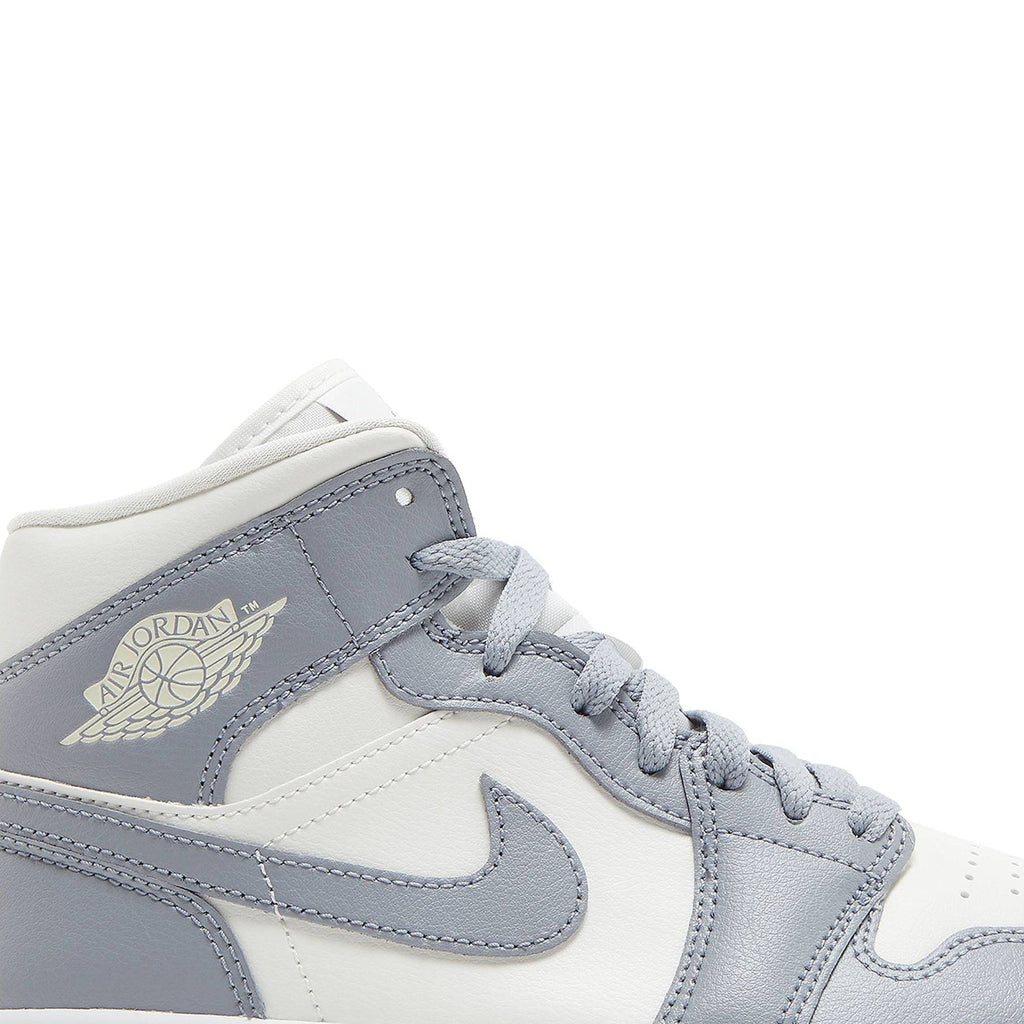 Wmns Air Jordan 1 Mid 'Stealth' BQ6472-115