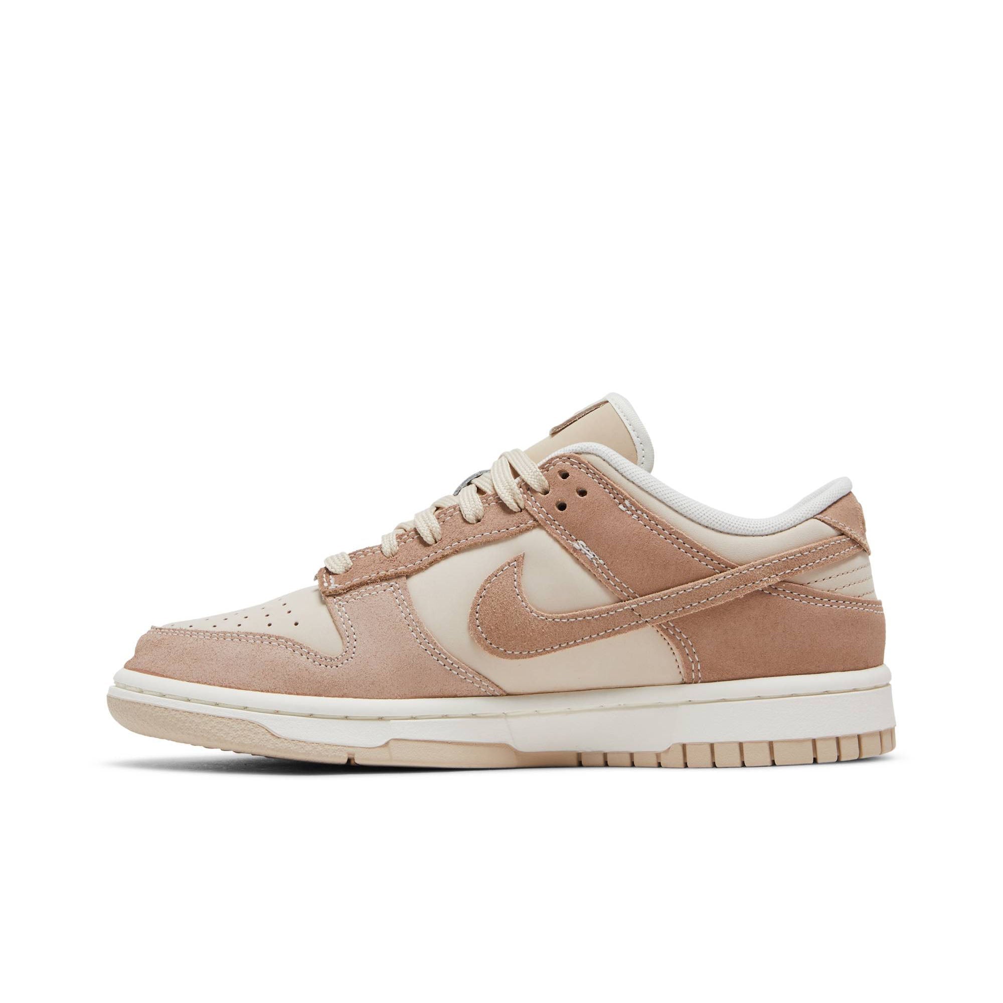 Wmns Dunk Low SE 'Sandrift' FD0873-126