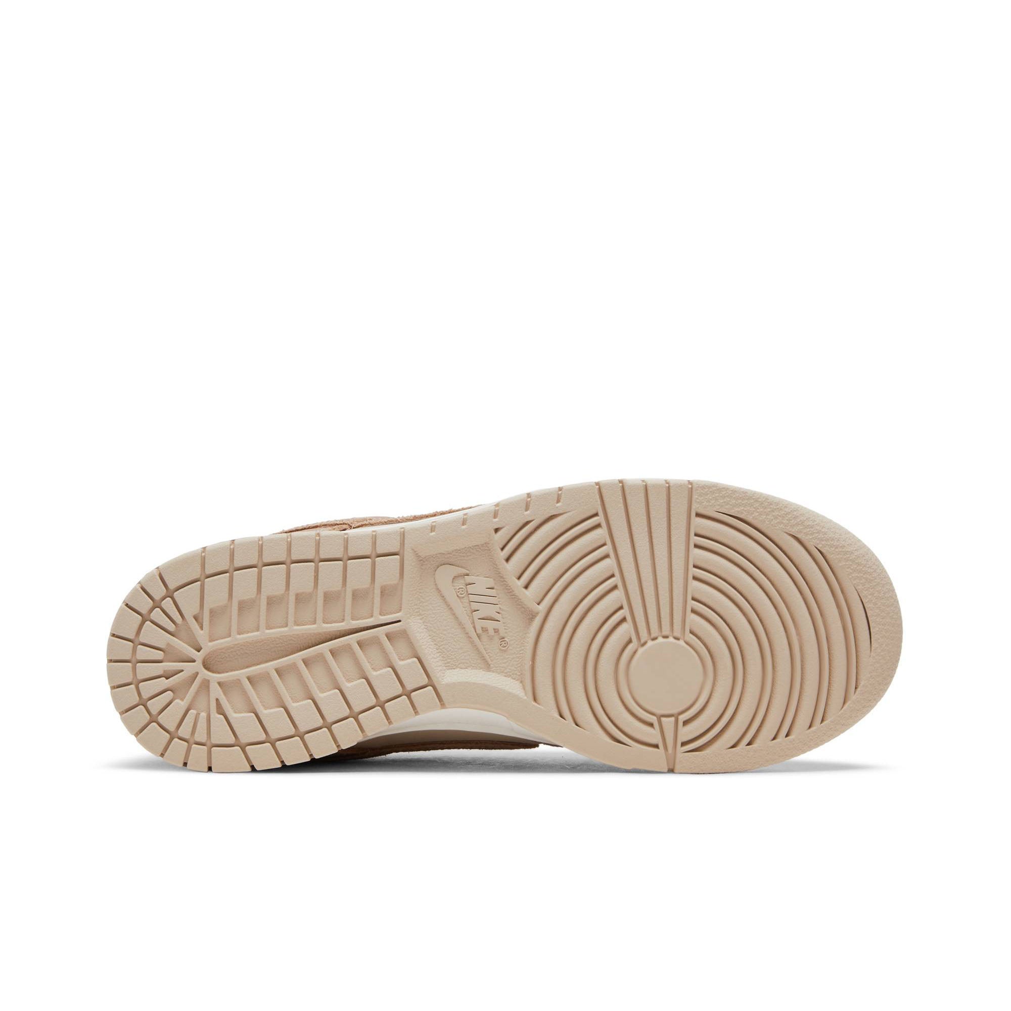 Wmns Dunk Low SE 'Sandrift' FD0873-126