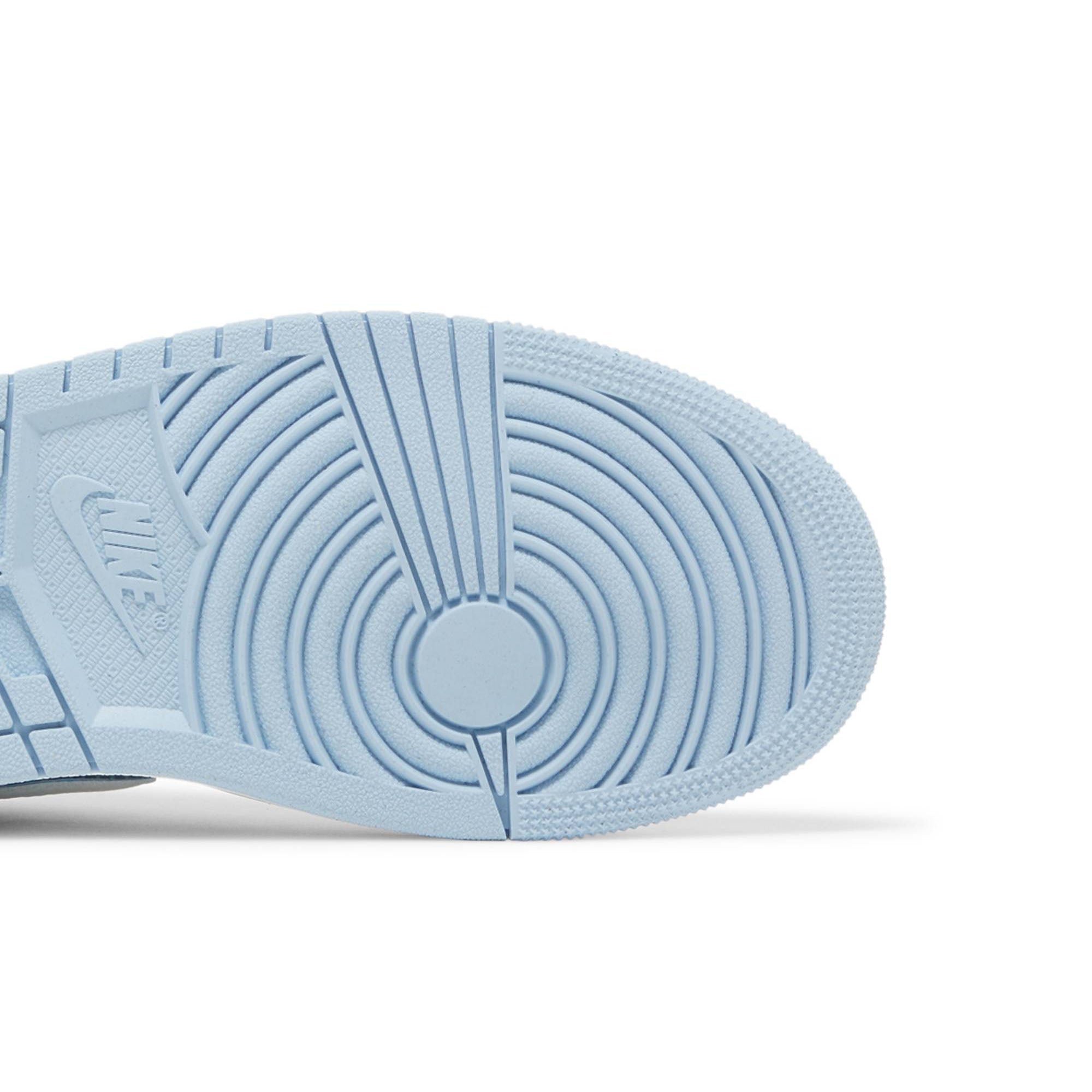 Wmns Air Jordan 1 Low SE 'Reverse Ice Blue' DV1299-104