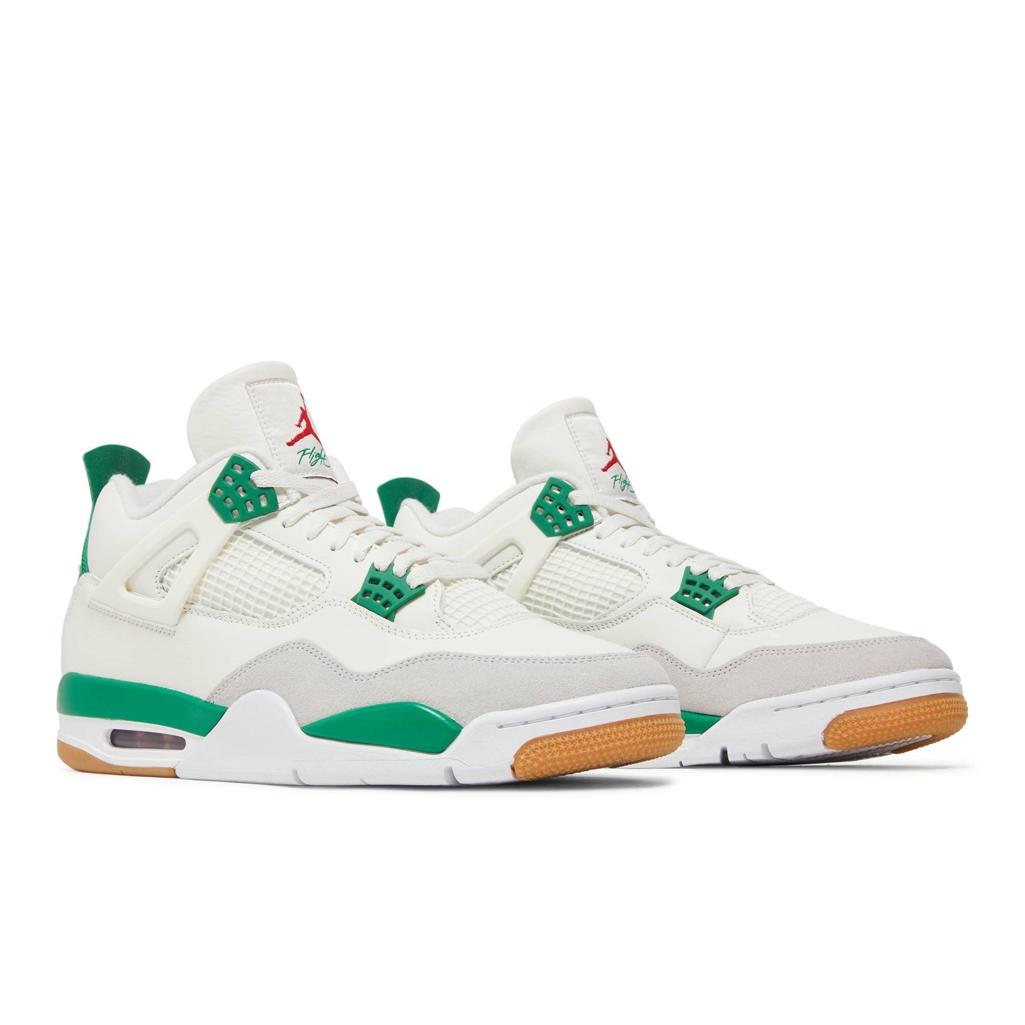 Nike SB x Air Jordan 4 Retro SP 'Pine Green' DR5415-103