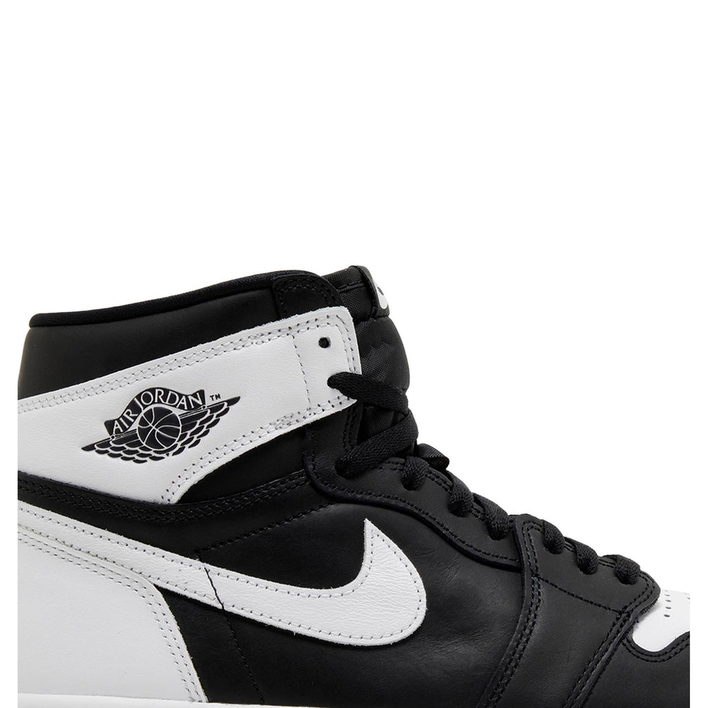 Air Jordan 1 Retro High OG 'Black White 2.0' DZ5485-010