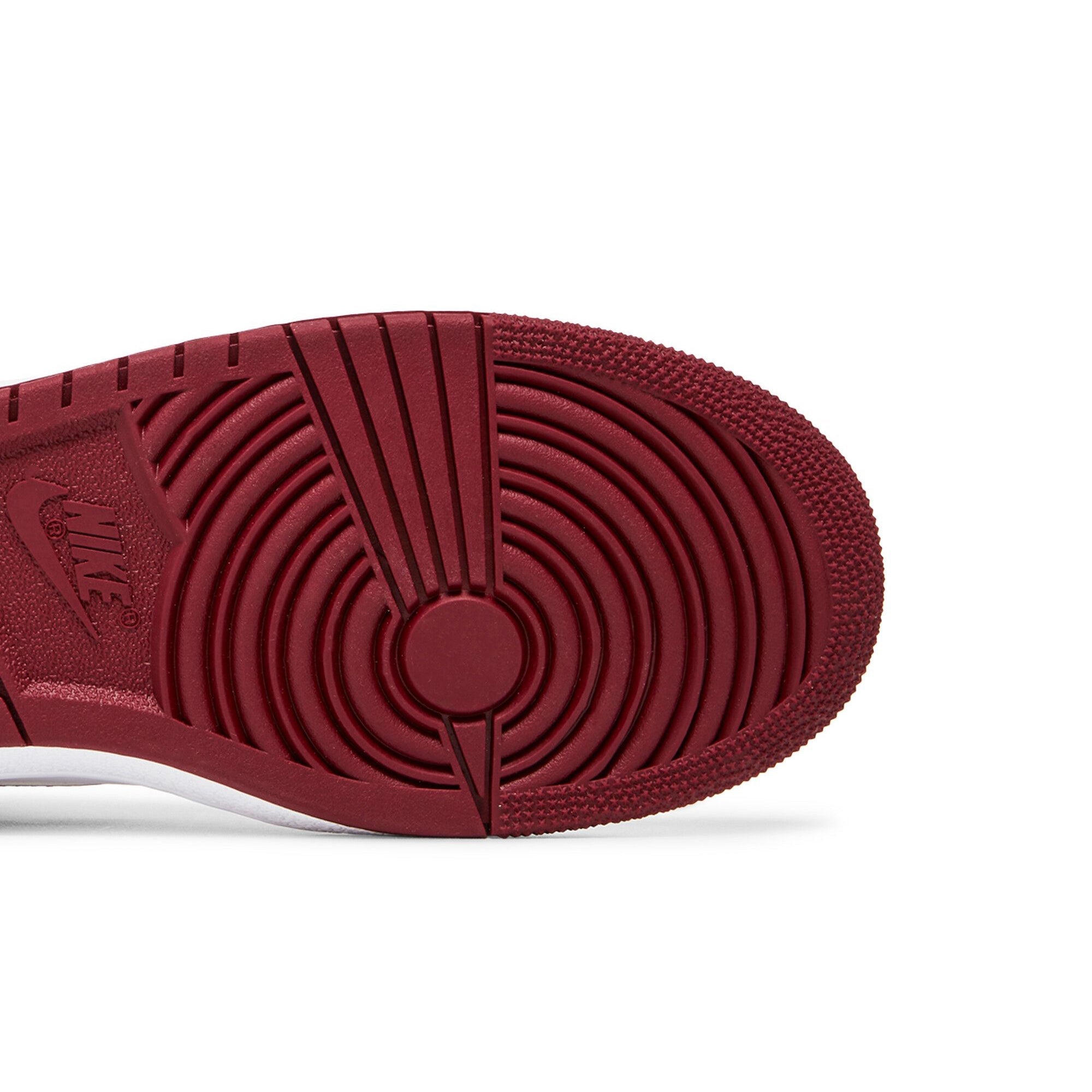 Air Jordan 1 Retro High '85 OG 'Metallic Burgundy' BQ4422-161