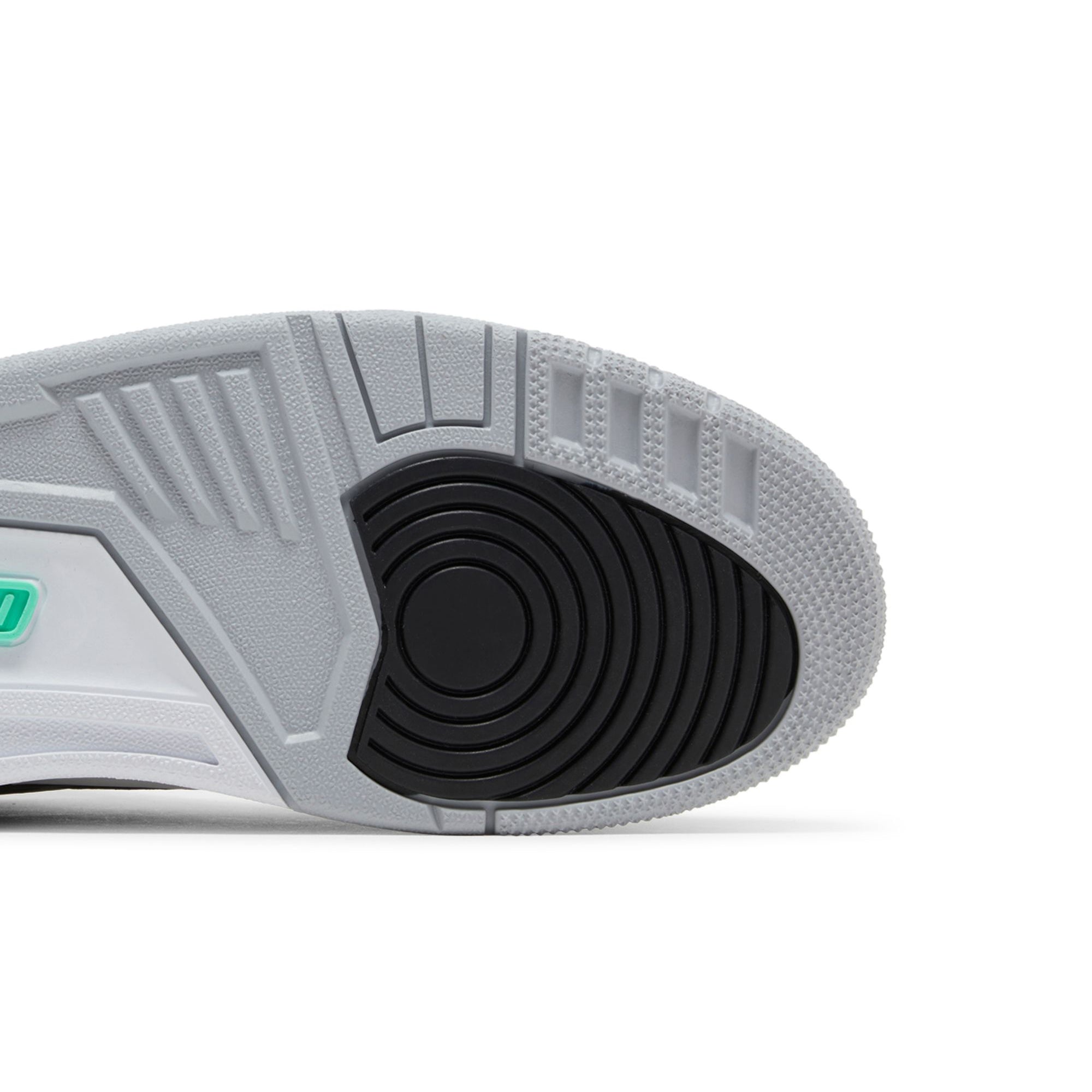 Air Jordan 3 Retro 'Green Glow' CT8532-031