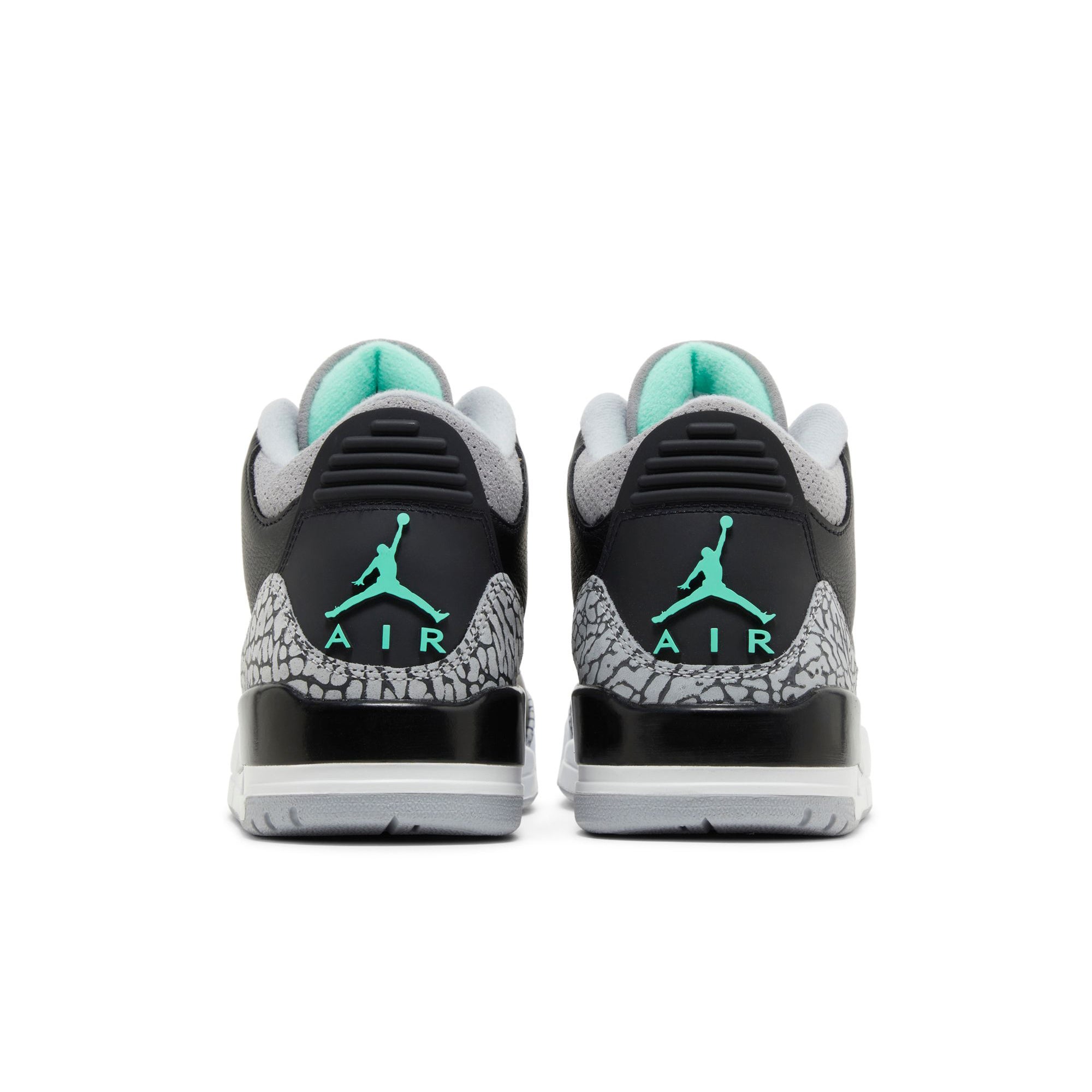 Air Jordan 3 Retro 'Green Glow' CT8532-031