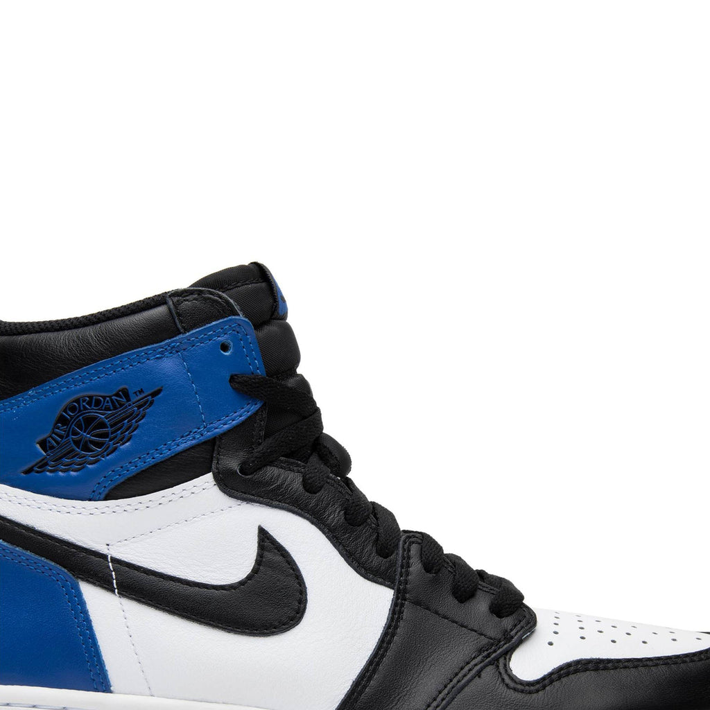 Fragment Design x Air Jordan 1 Retro High OG 716371-040