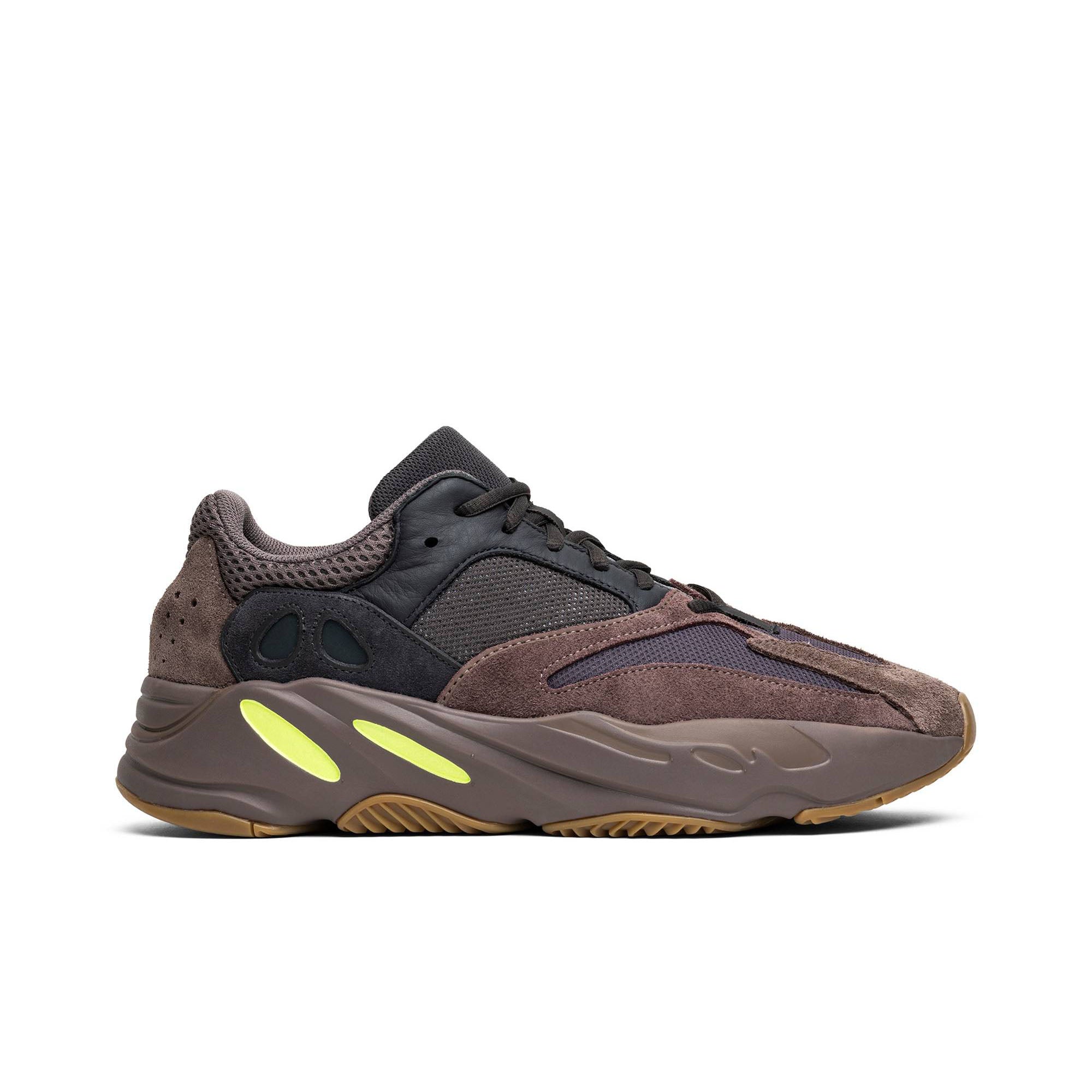 Yeezy Boost 700 'Mauve' EE9614