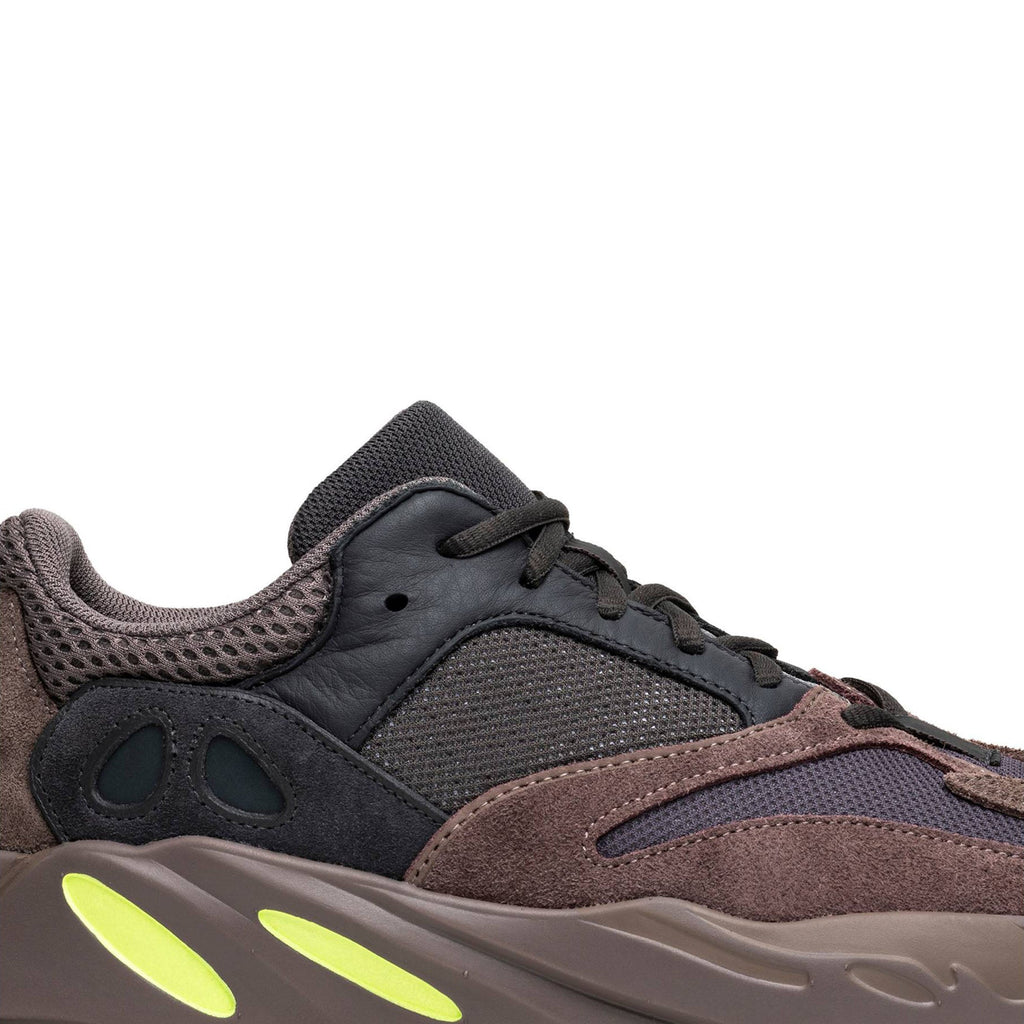 Yeezy Boost 700 'Mauve' EE9614
