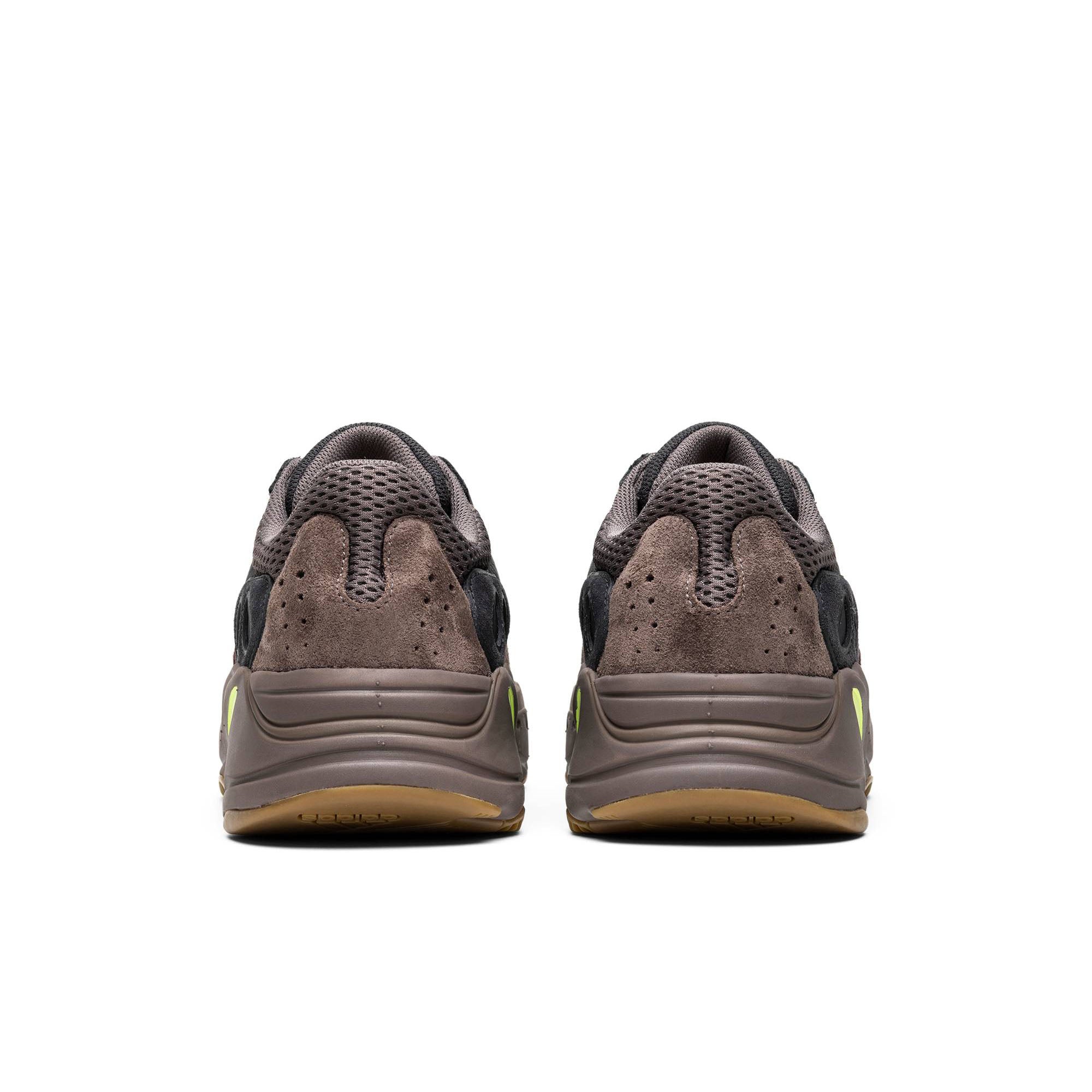 Yeezy Boost 700 'Mauve' EE9614
