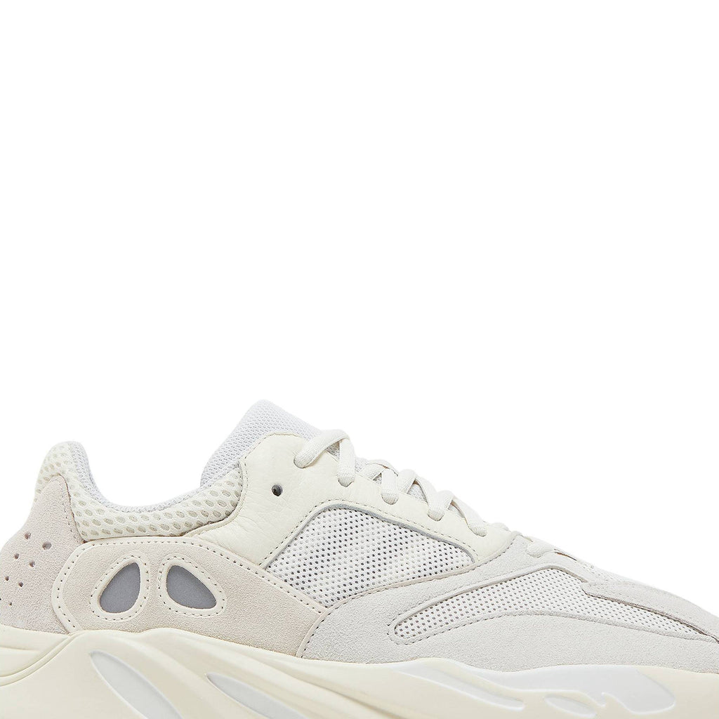 Yeezy Boost 700 'Analog' EG7596