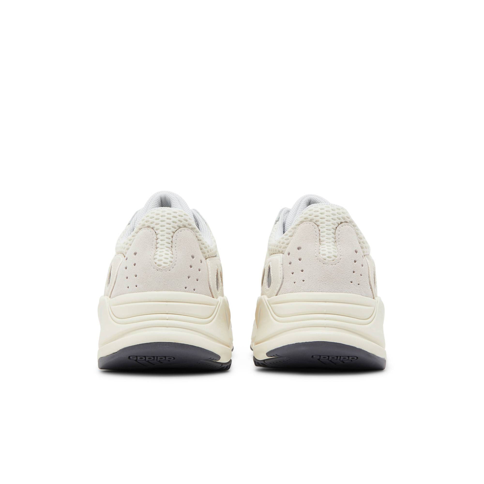 Yeezy Boost 700 'Analog' EG7596