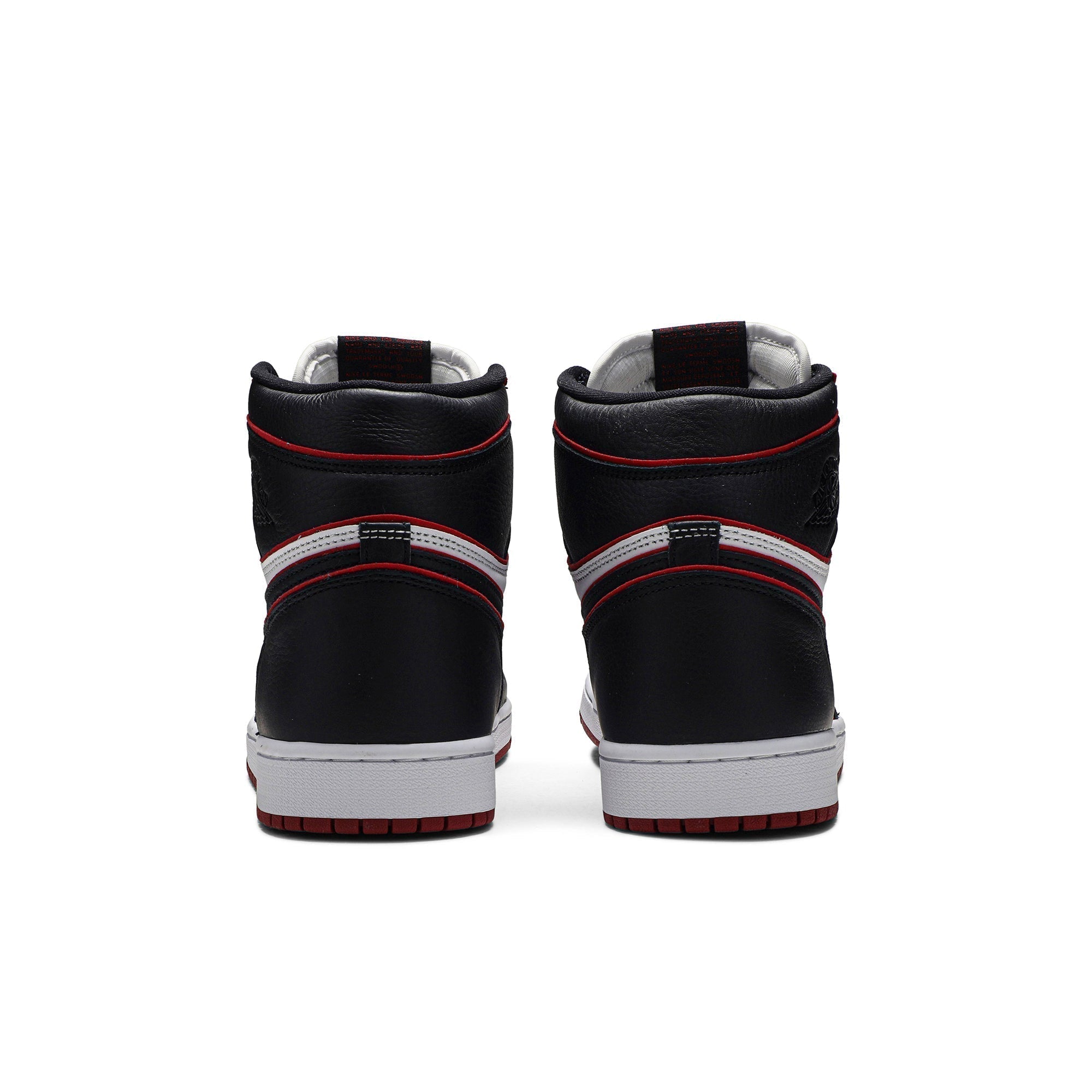 Air Jordan 1 Retro High OG 'Bloodline' 555088-062