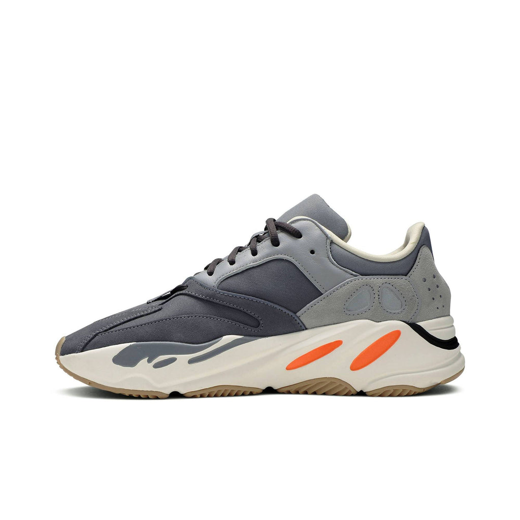 Yeezy Boost 700 'Magnet' FV9922