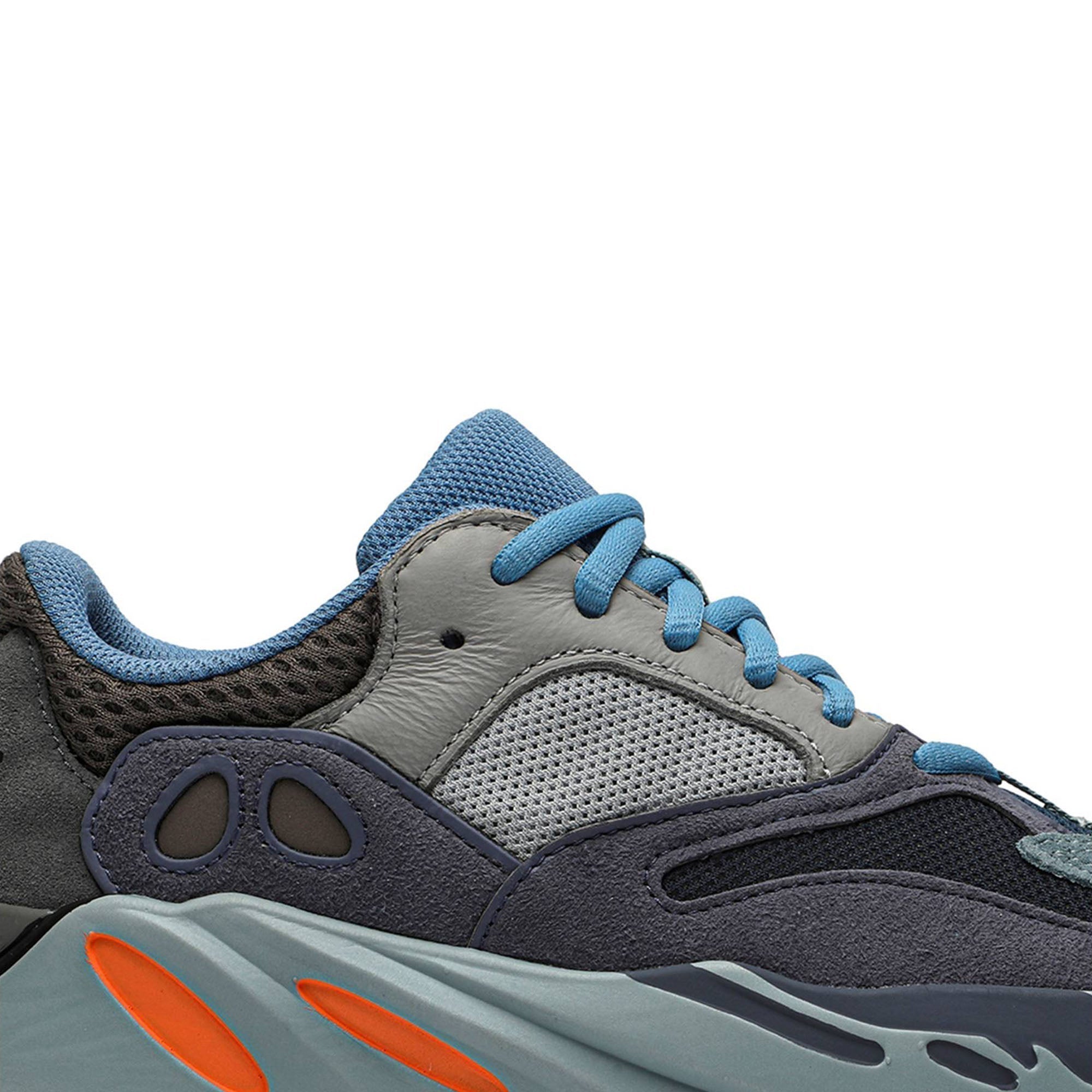 Yeezy Boost 700 'Carbon Blue' FW2498