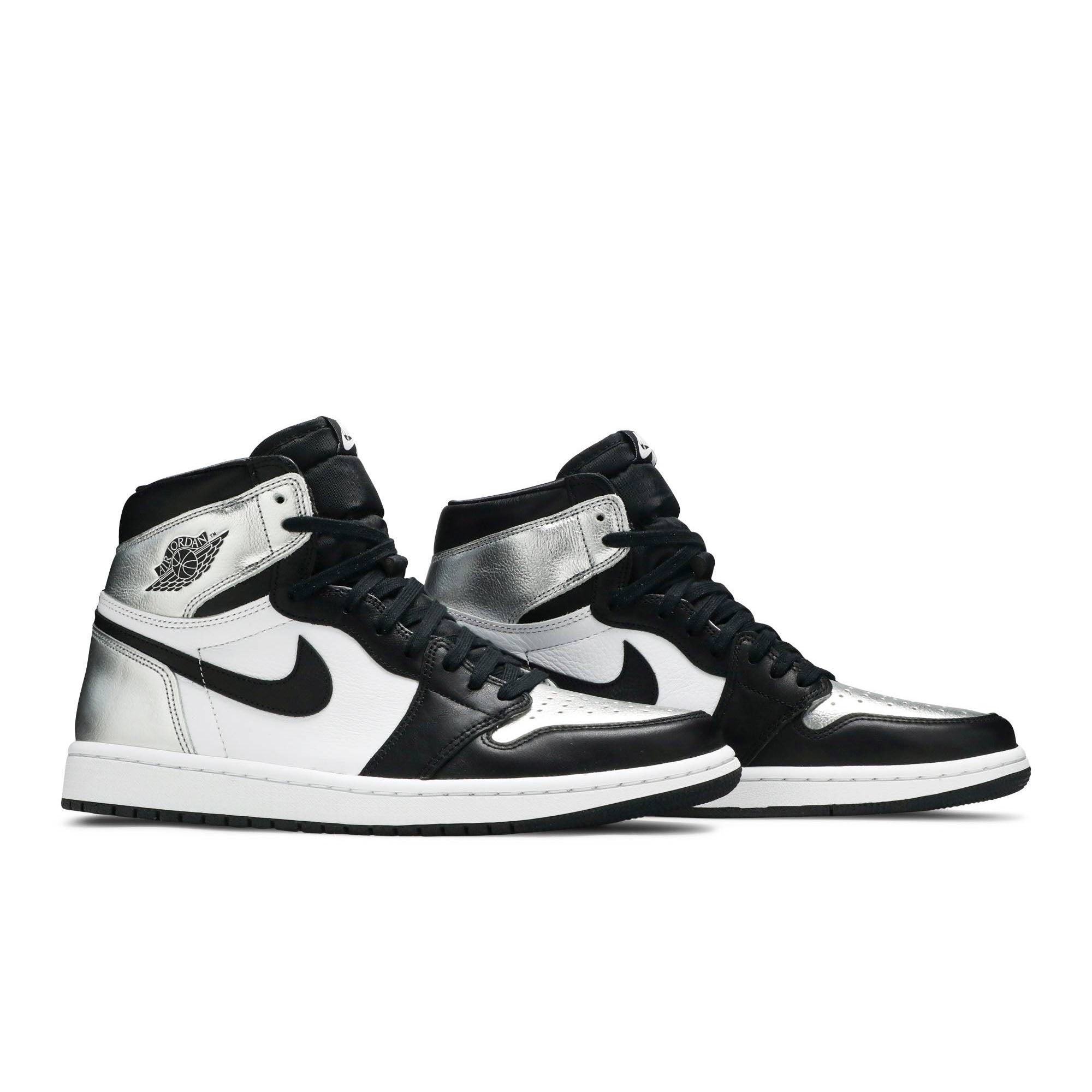 Wmns Air Jordan 1 Retro High OG 'Silver Toe' CD0461-001