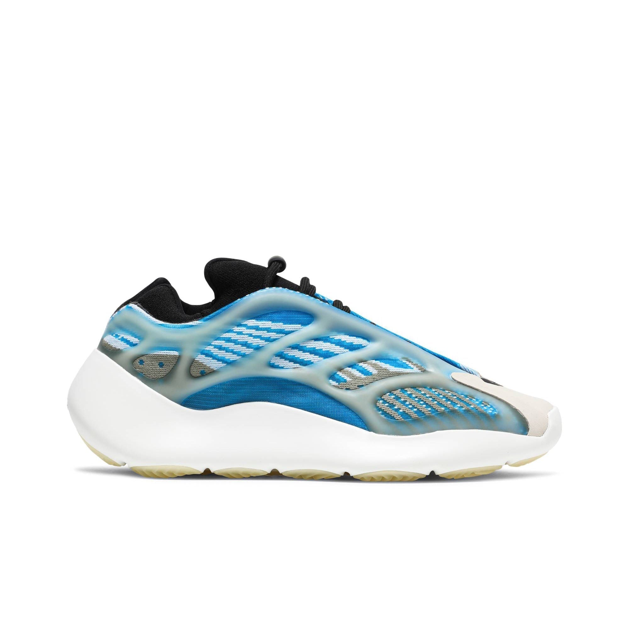 Yeezy 700 V3 'Arzareth' G54850