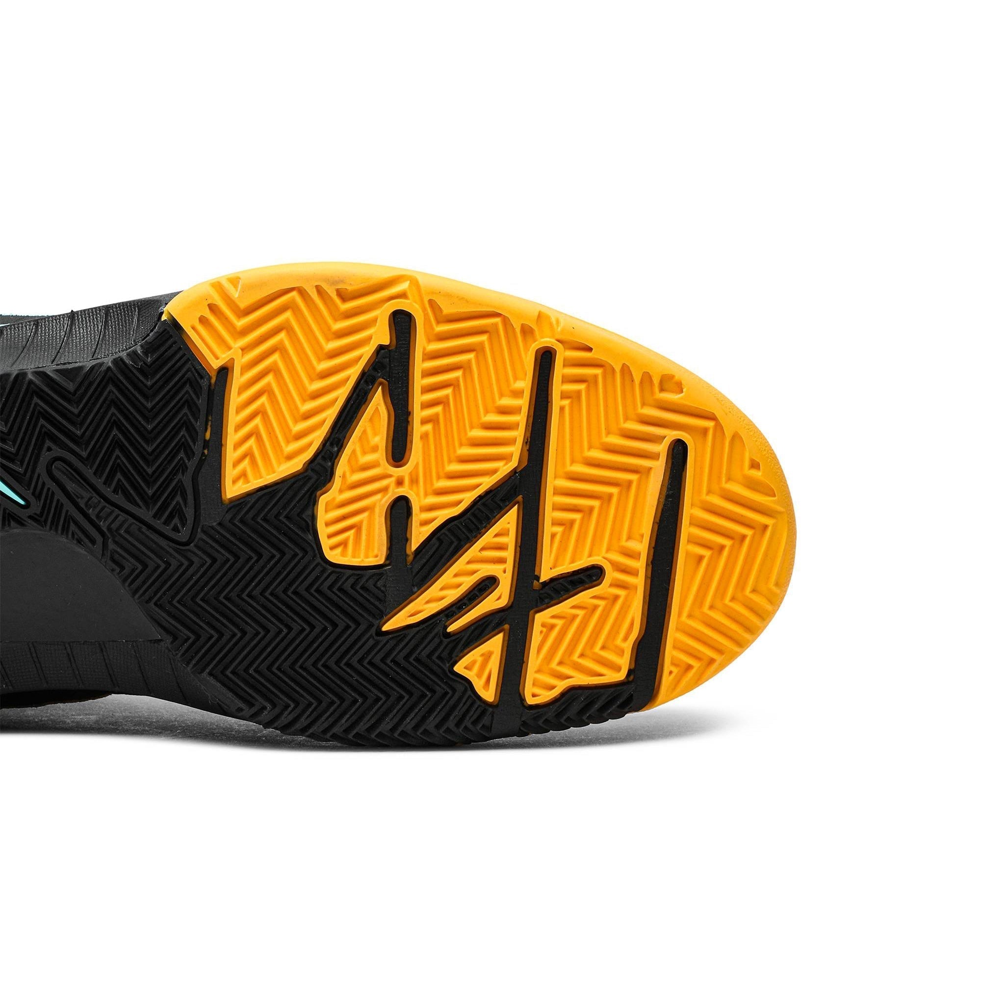 Zoom Kobe 4 Protro 'Snakeskin' AV6339-002