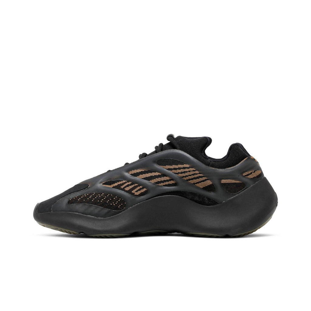 Yeezy 700 V3 'Clay Brown' GY0189
