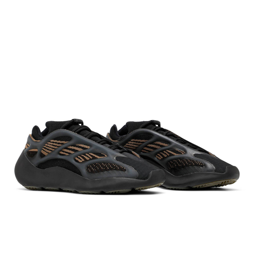 Yeezy 700 V3 'Clay Brown' GY0189