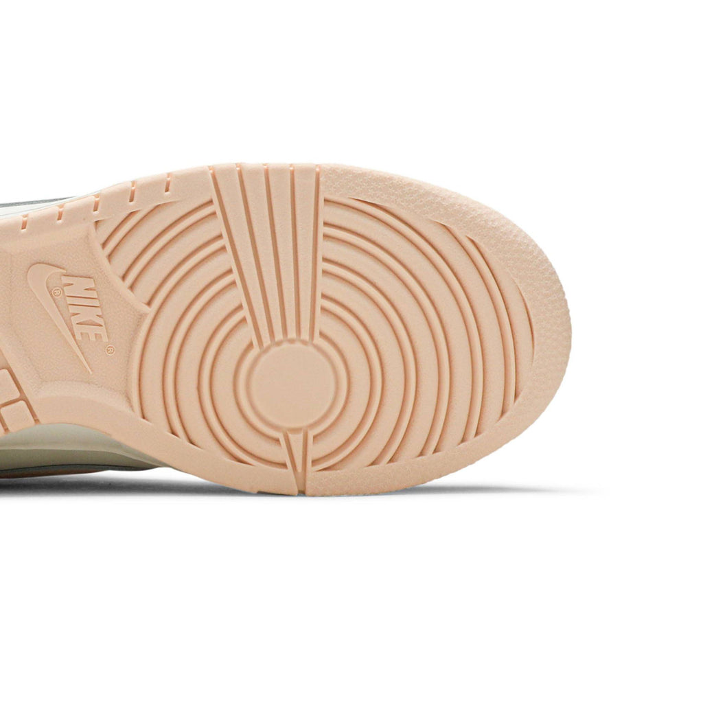 Wmns Dunk Low 'Orange Pearl' DD1503-102
