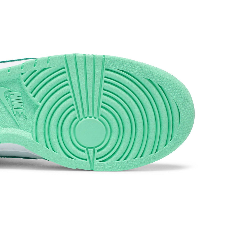 Wmns Dunk Low 'Green Glow' DD1503-105
