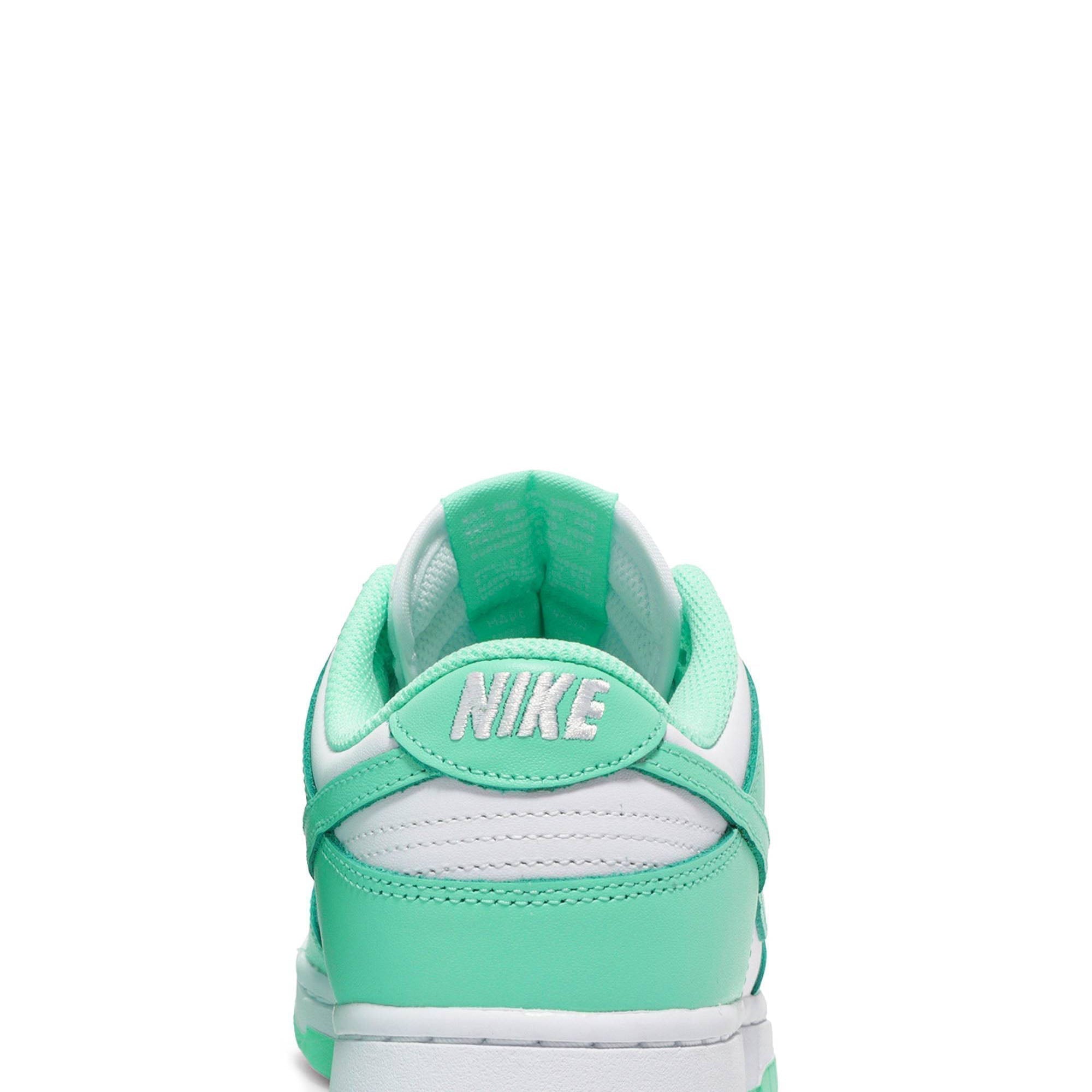 Wmns Dunk Low 'Green Glow' DD1503-105