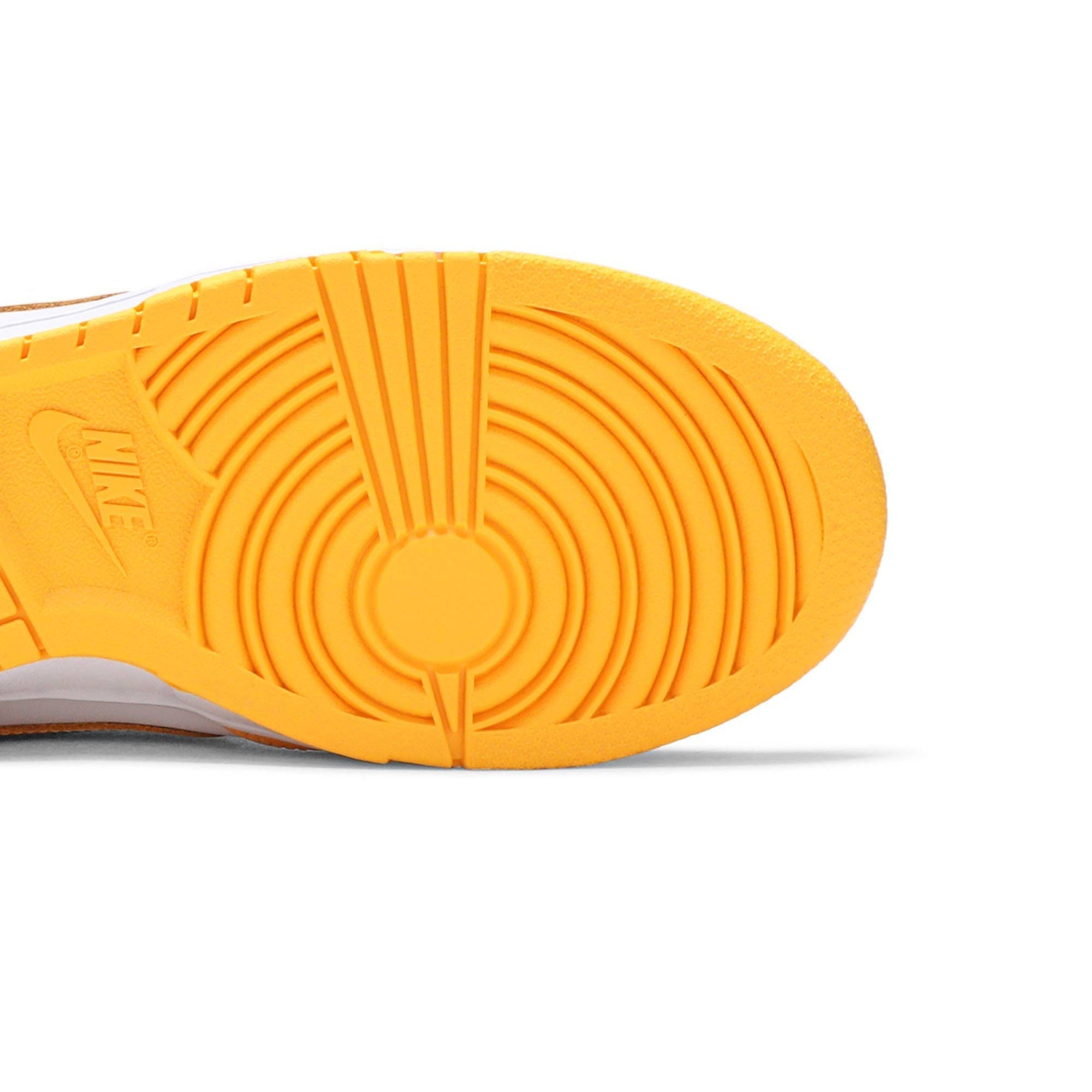 Wmns Dunk Low 'Laser Orange' DD1503-800