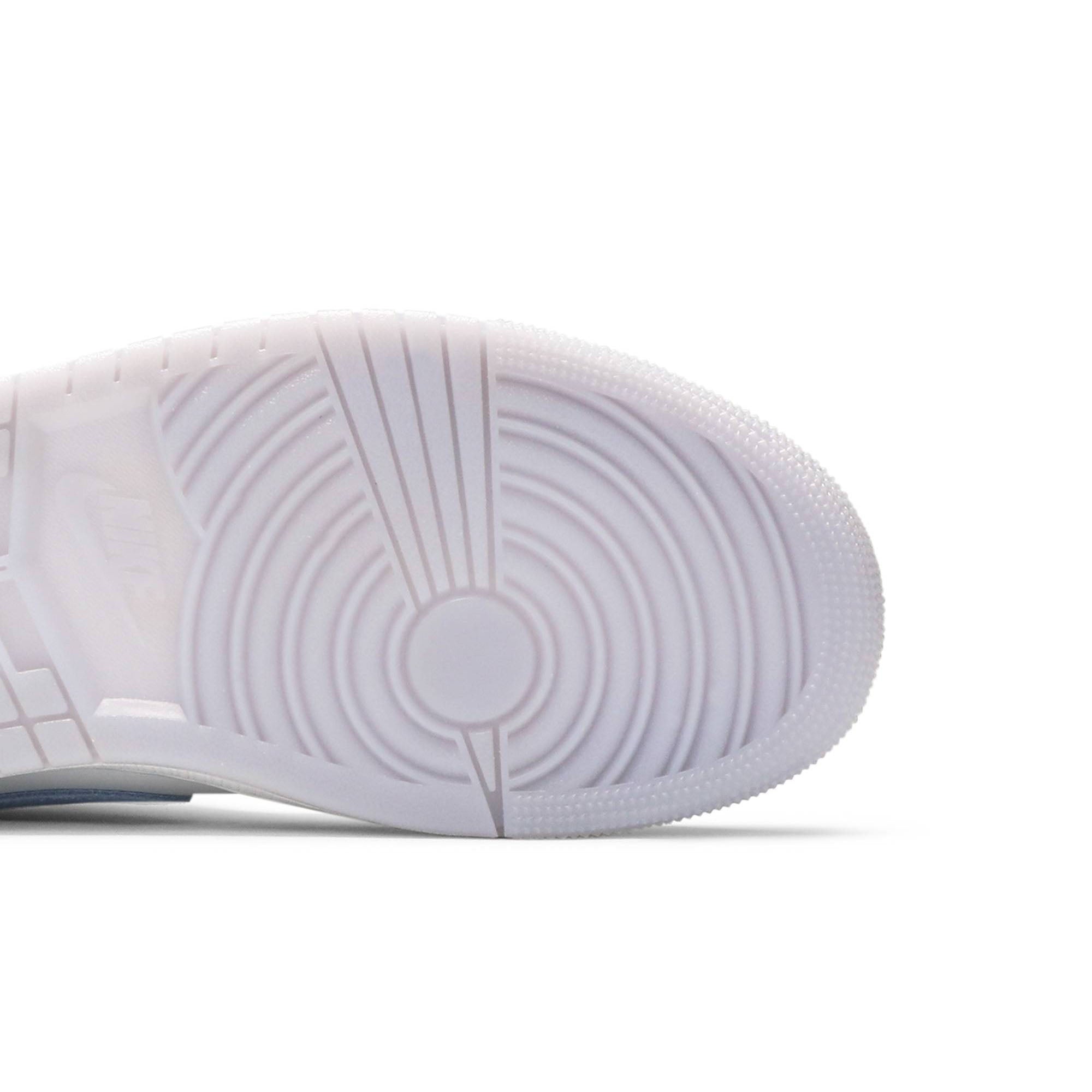 Wmns Air Jordan 1 Mid 'Wolf Grey Aluminum' BQ6472-105
