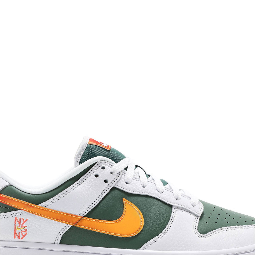 Dunk Low 'NY vs NY' DN2489-300