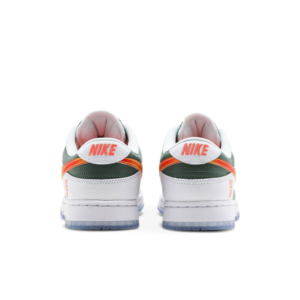 Dunk Low 'NY vs NY' DN2489-300