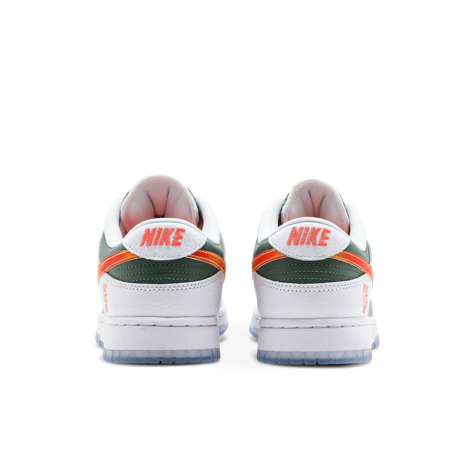 Dunk Low 'NY vs NY' DN2489-300