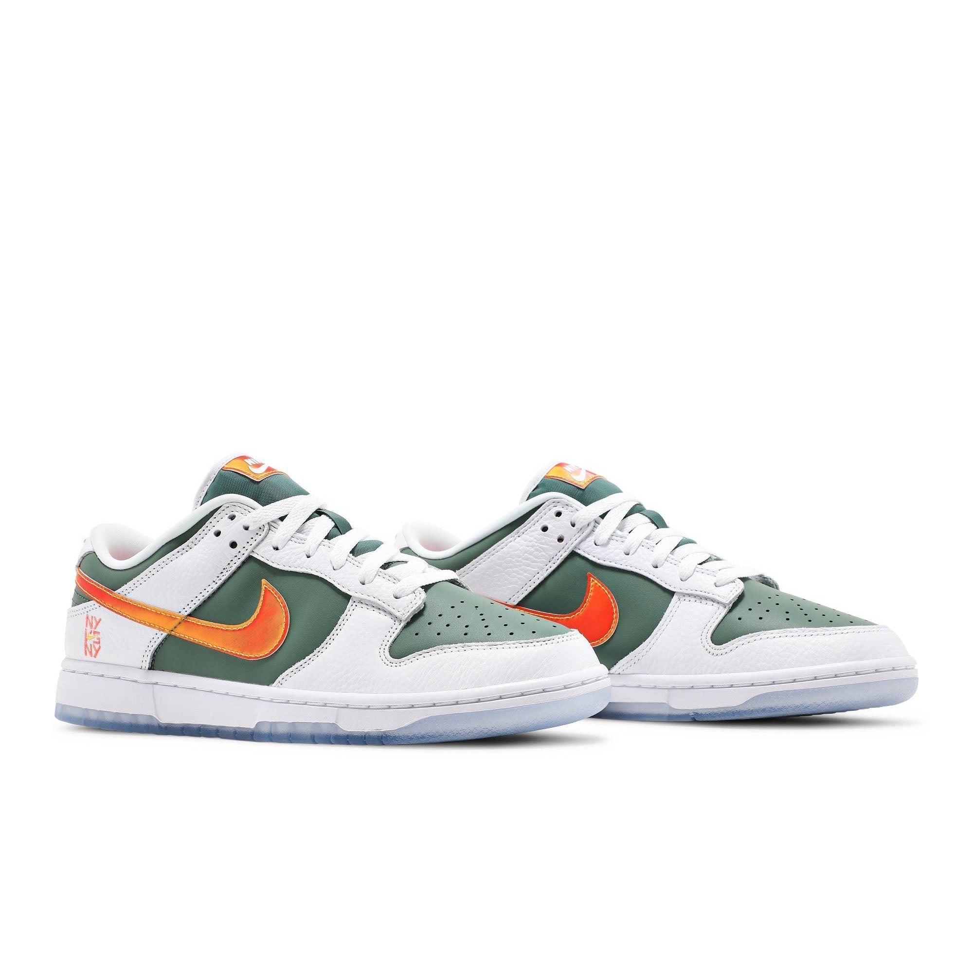 Dunk Low 'NY vs NY' DN2489-300