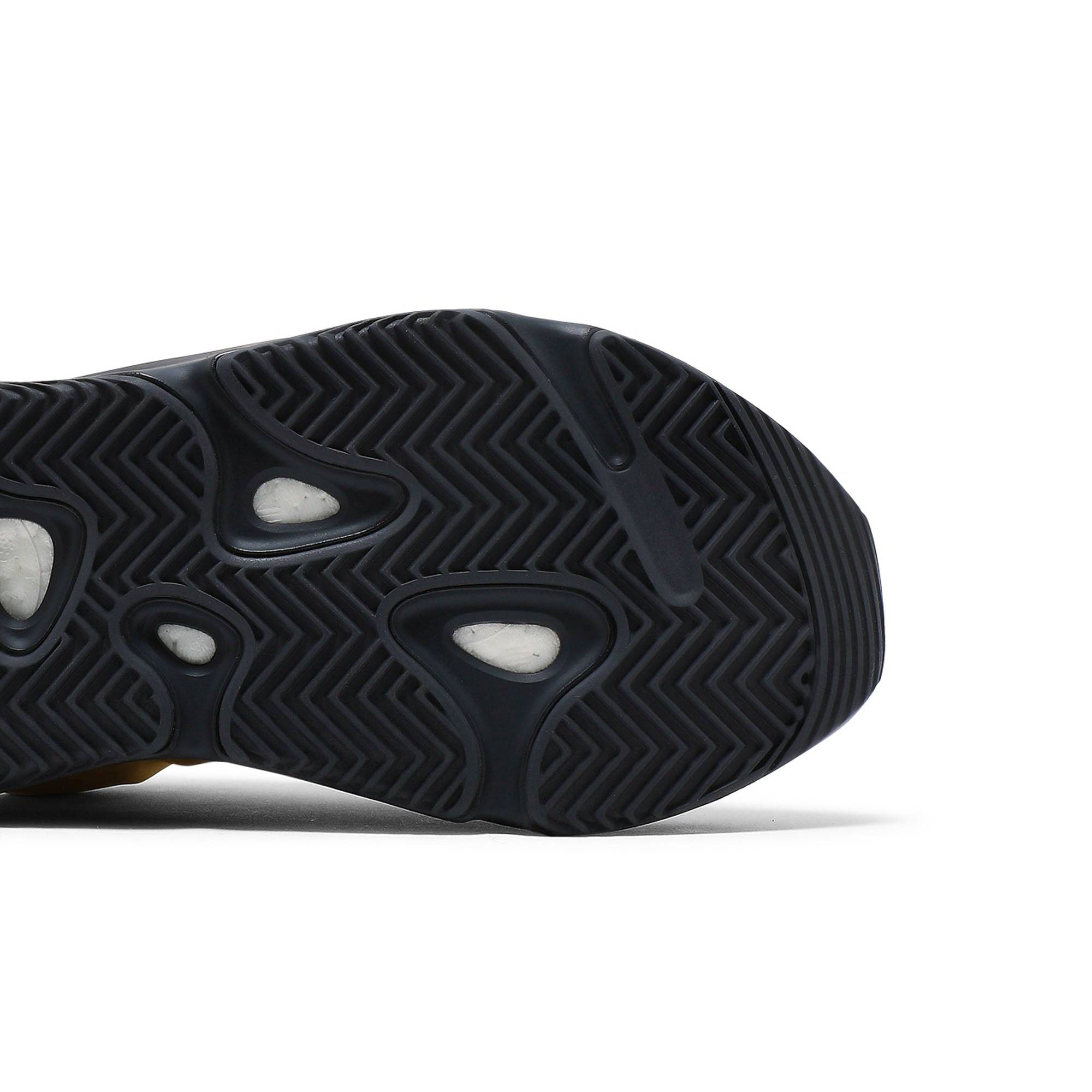 Yeezy Boost 700 MNVN 'Honey Flux' GZ0717