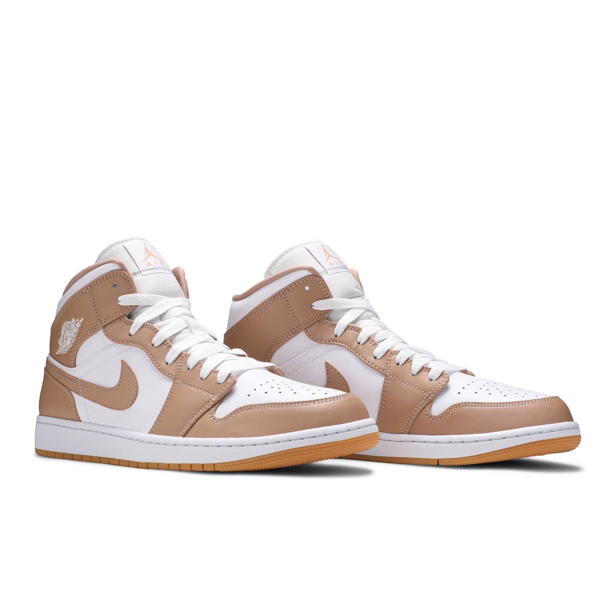 Air Jordan 1 Mid 'Tan Gum' 554724-271