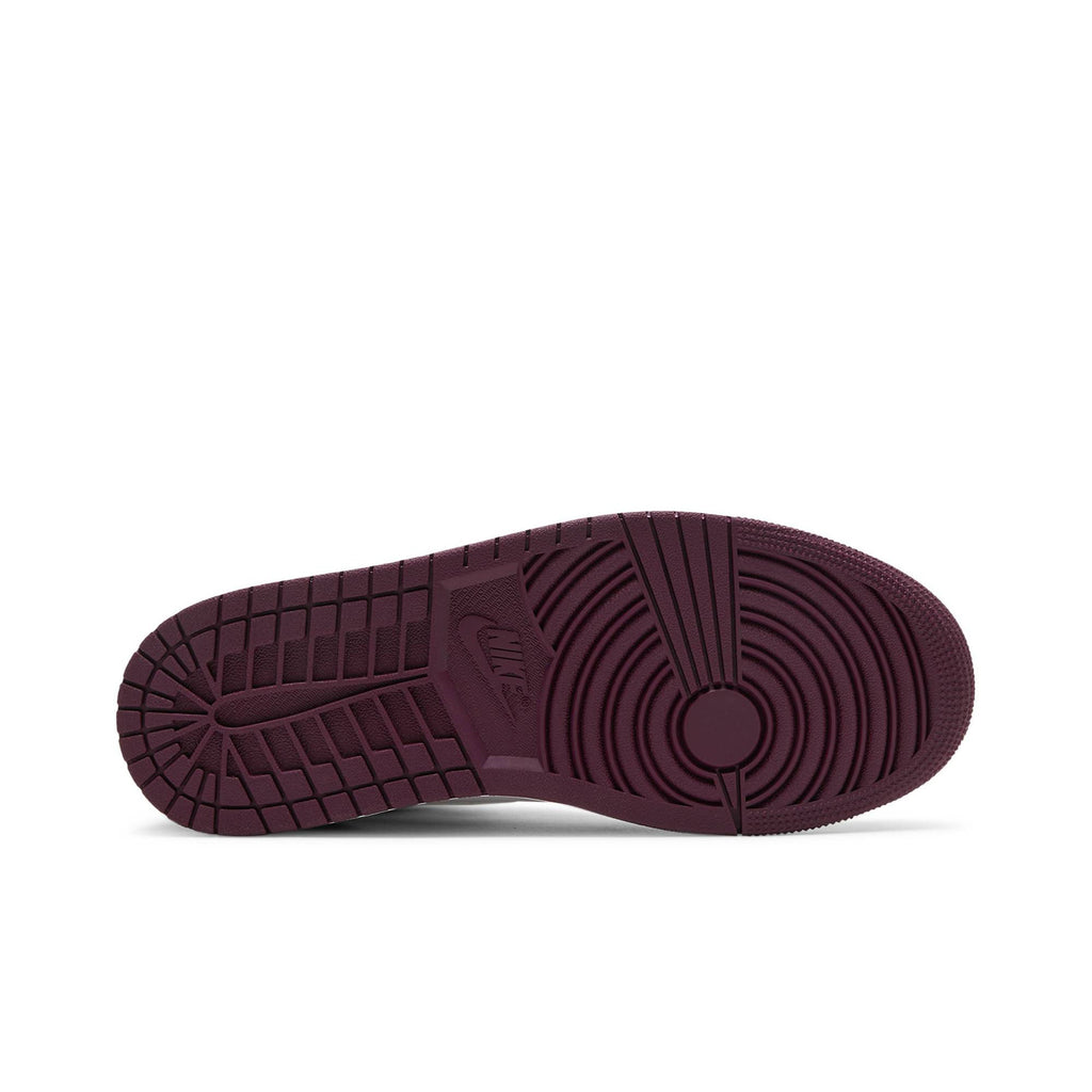 Air Jordan 1 Retro High OG 'Bordeaux' 555088-611