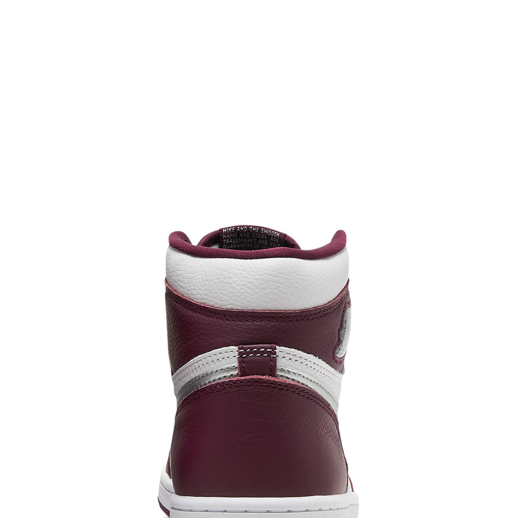 Air Jordan 1 Retro High OG 'Bordeaux' 555088-611