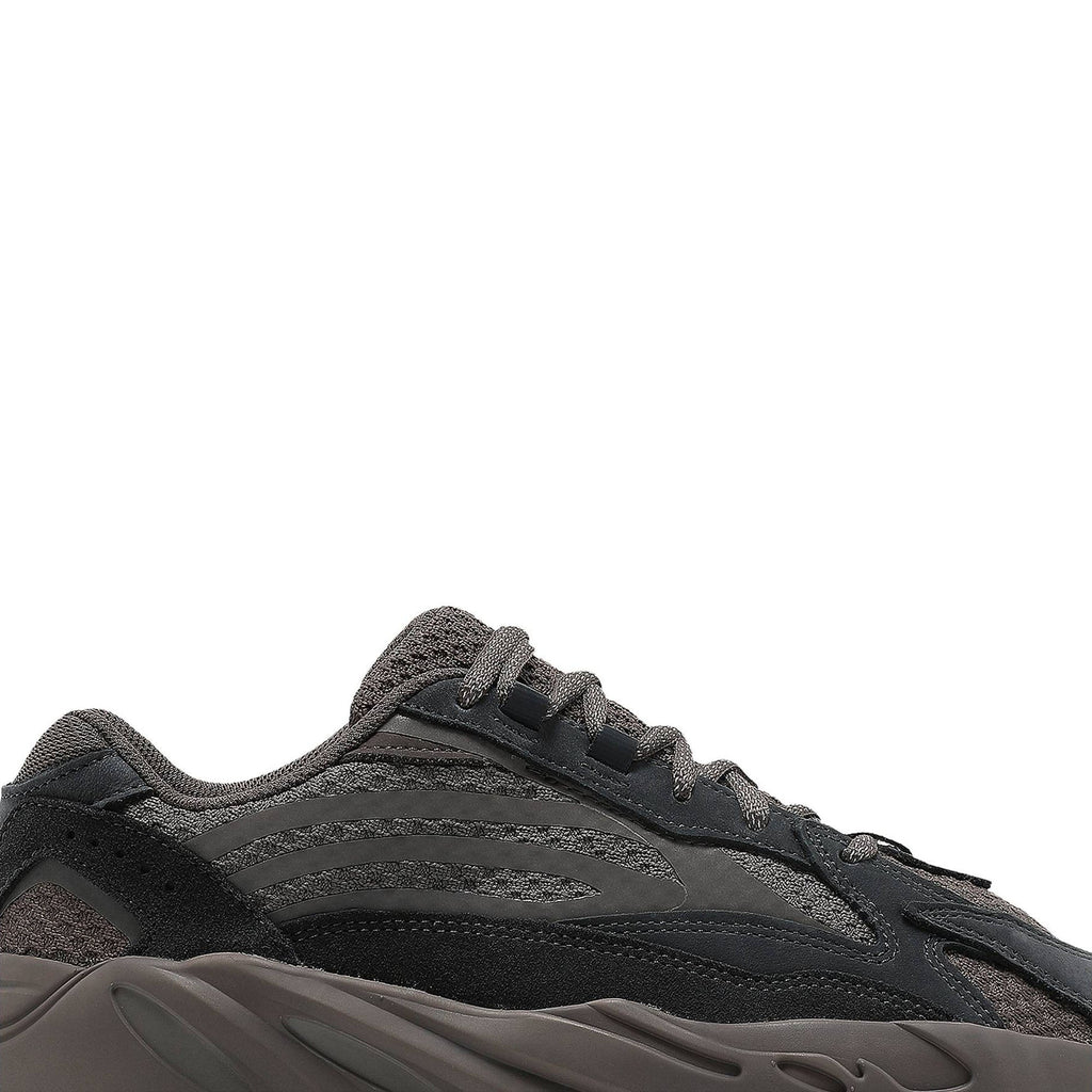 Yeezy Boost 700 V2 'Mauve' GZ0724