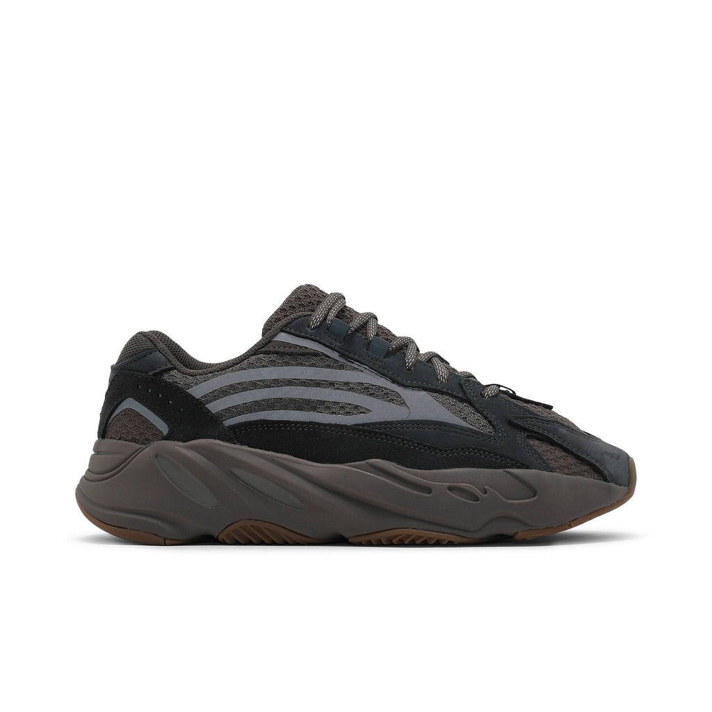 Yeezy Boost 700 V2 'Mauve' GZ0724