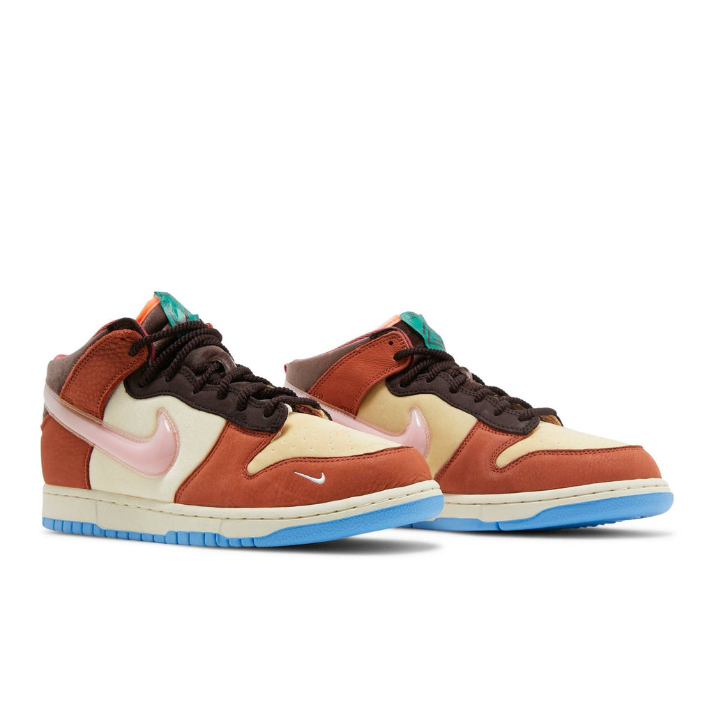 Social Status x Dunk Mid 'Chocolate Milk' DJ1173-700