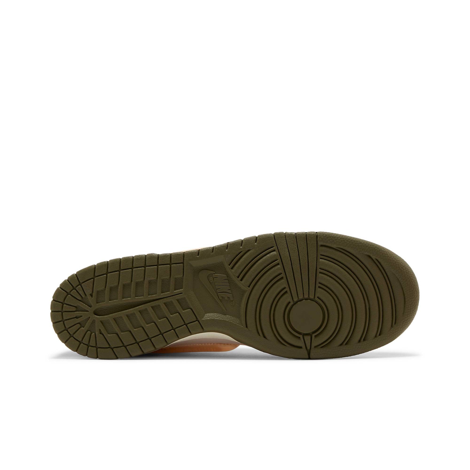 Social Status x Dunk Mid 'Strawberry Milk' DJ1173-600