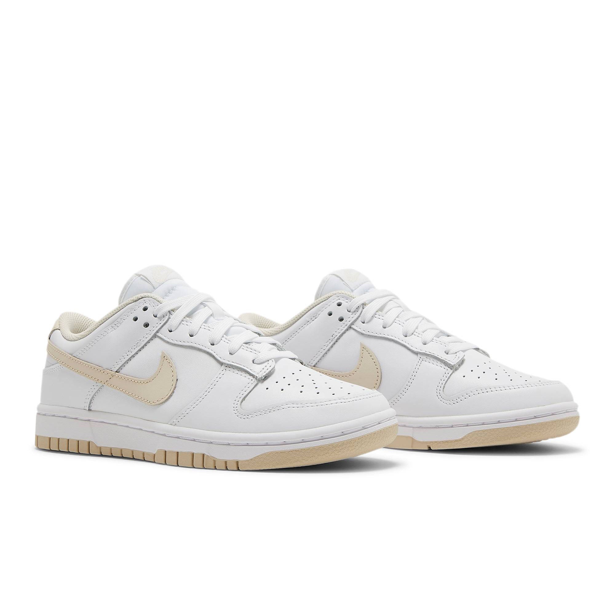 Wmns Dunk Low 'White Pearl' DD1503-110