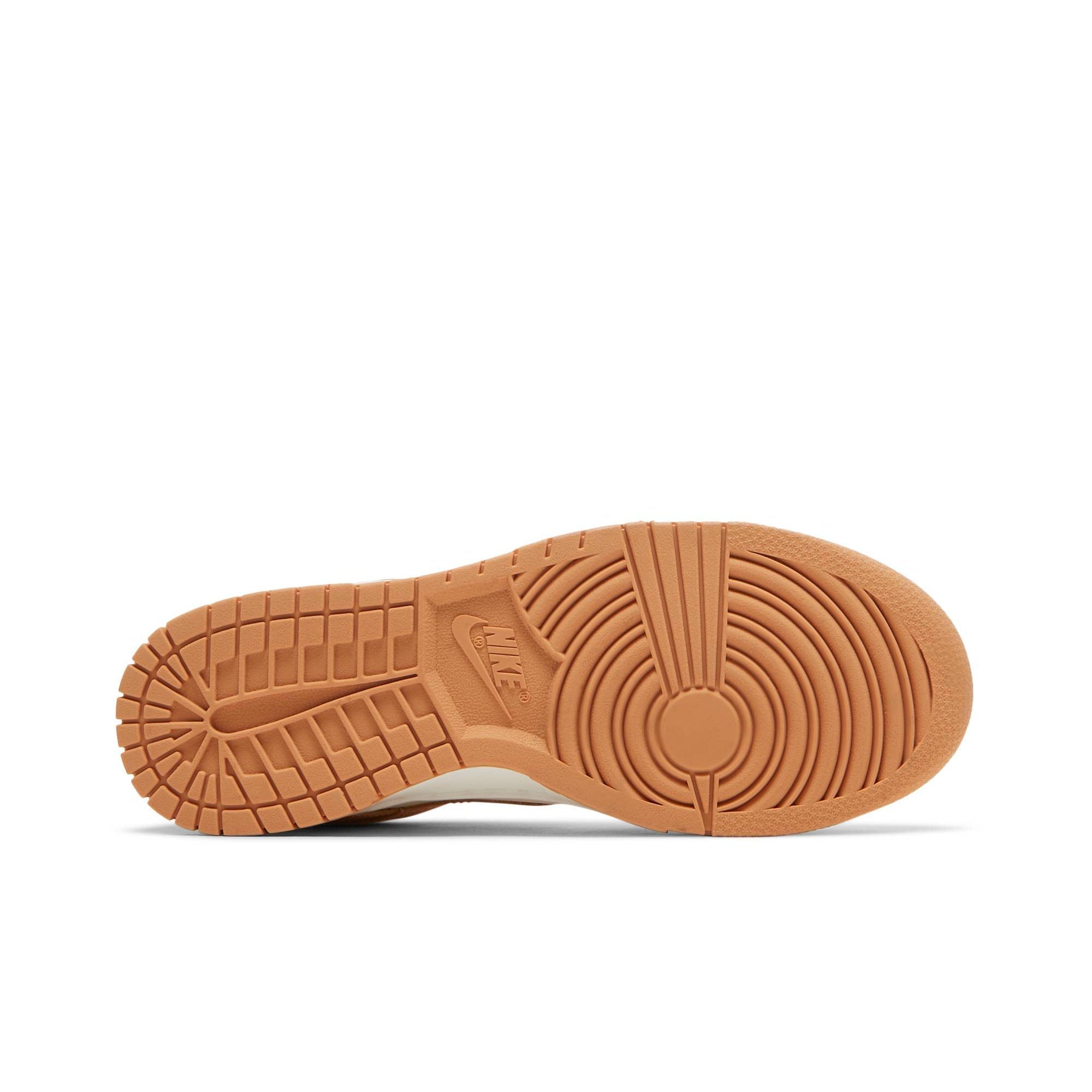 Wmns Dunk Low 'Harvest Moon' DD1503-114