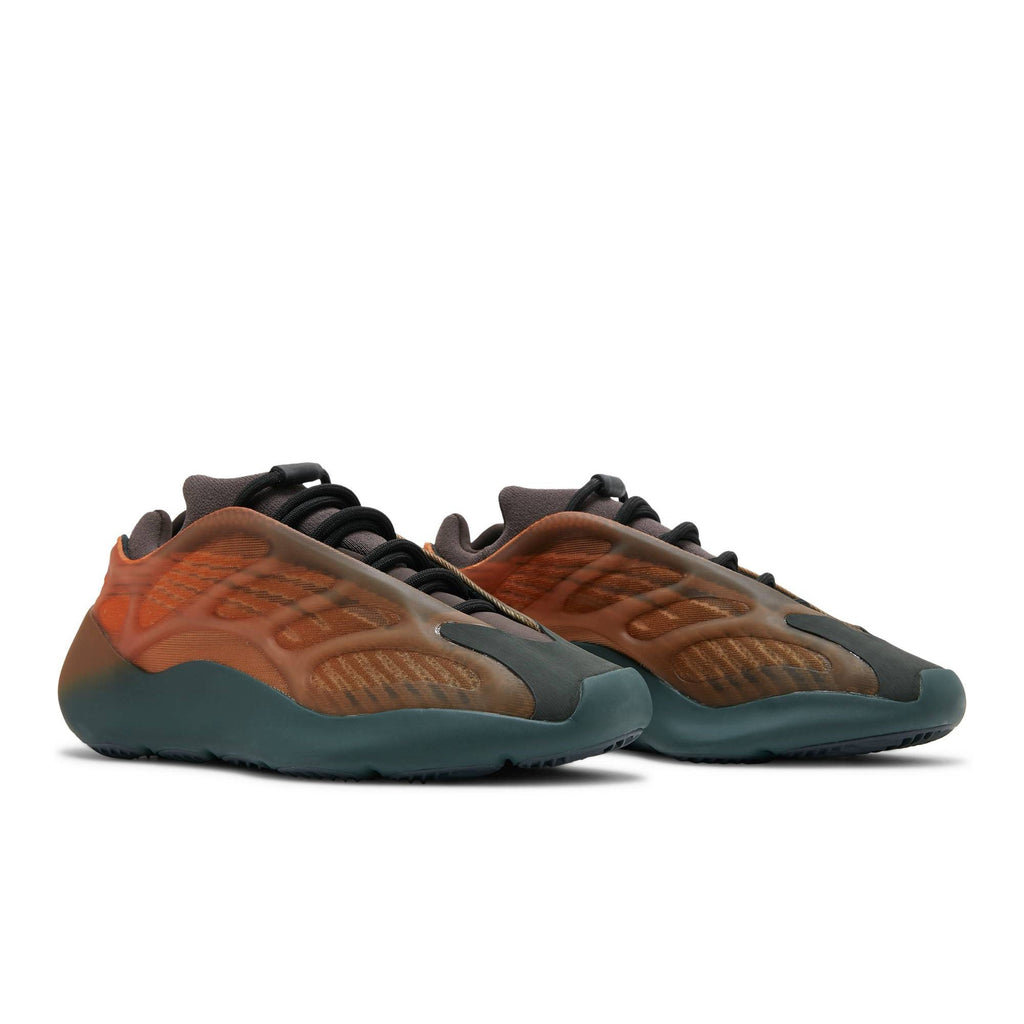 Yeezy 700 V3 'Copper Fade' GY4109