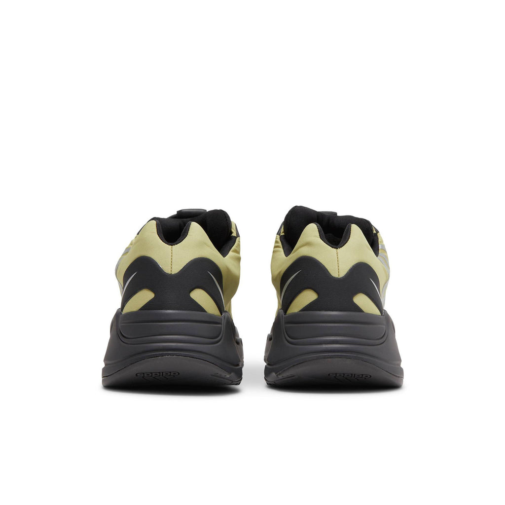 Yeezy Boost 700 MNVN 'Resin' GW9525