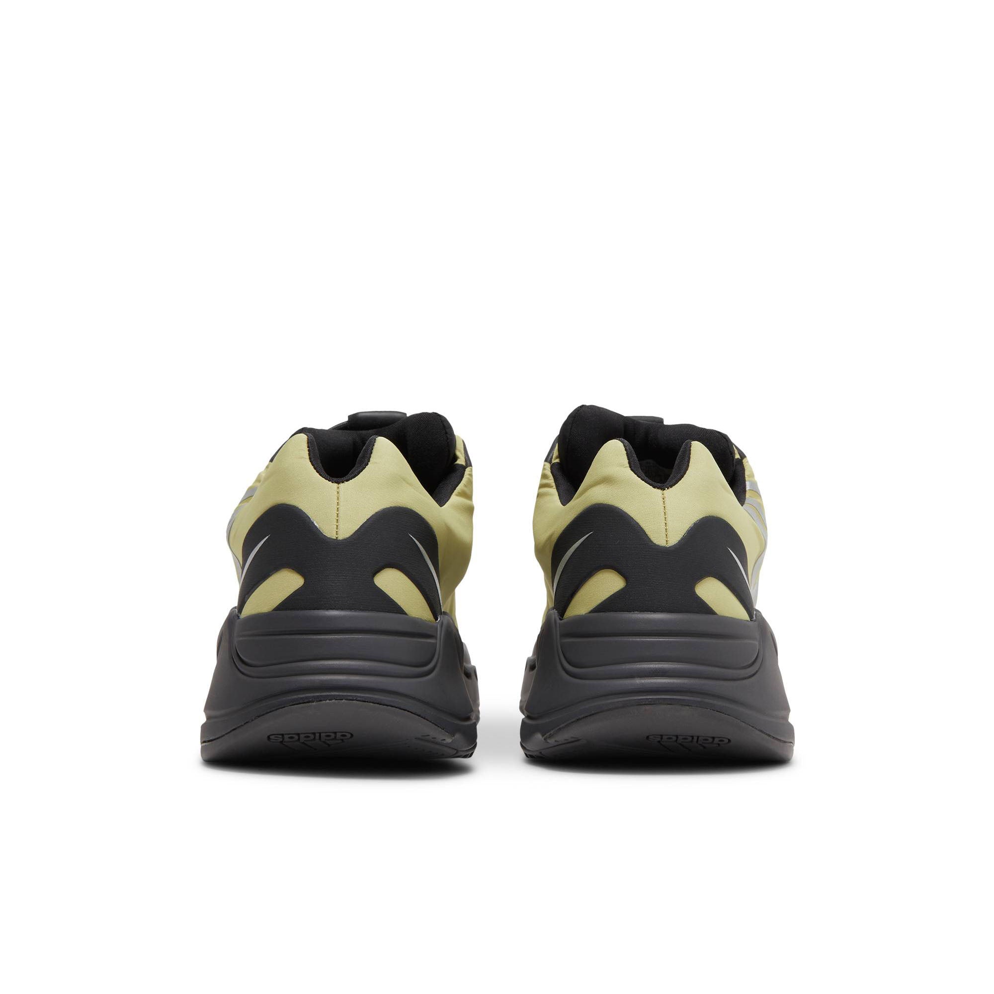 Yeezy Boost 700 MNVN 'Resin' GW9525