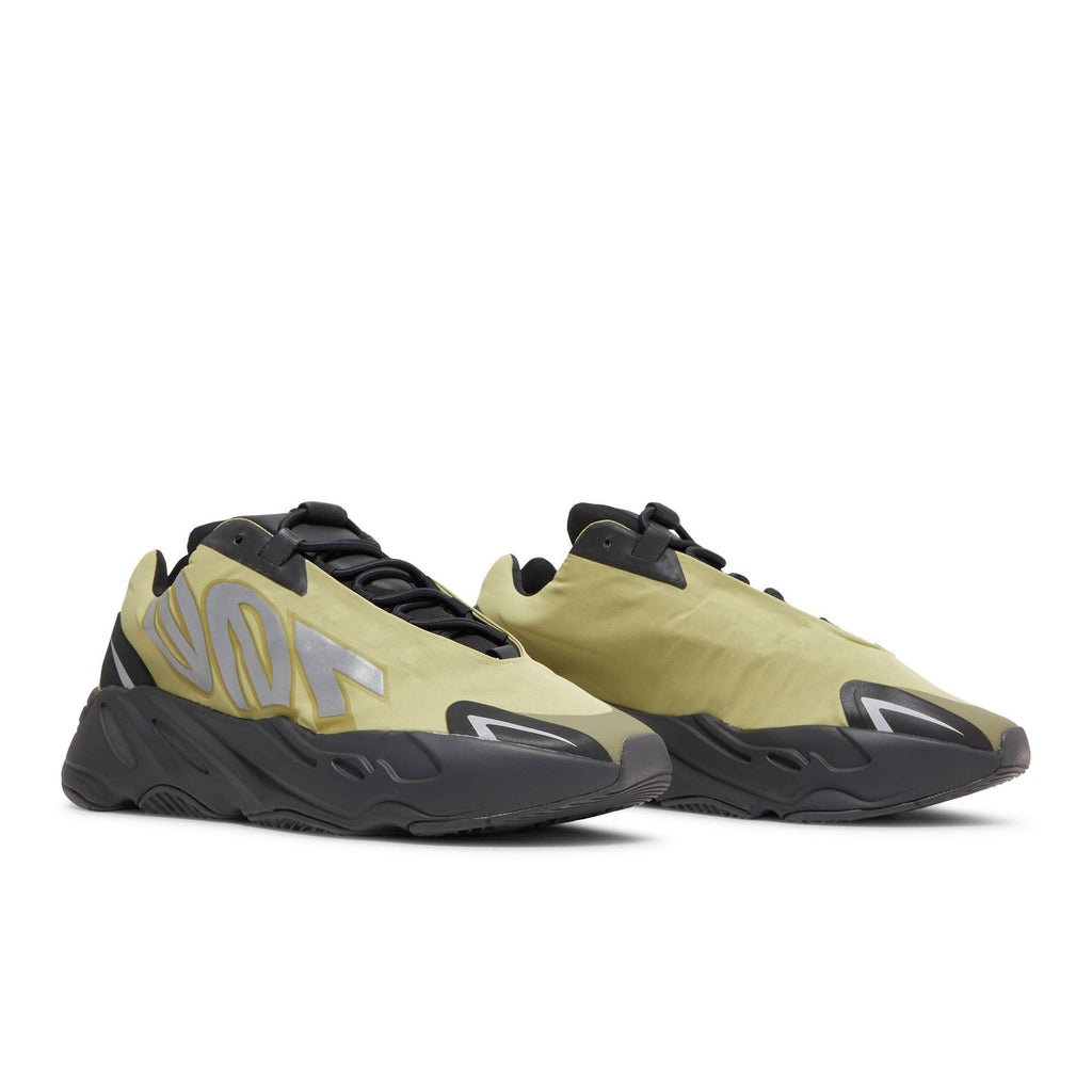 Yeezy Boost 700 MNVN 'Resin' GW9525