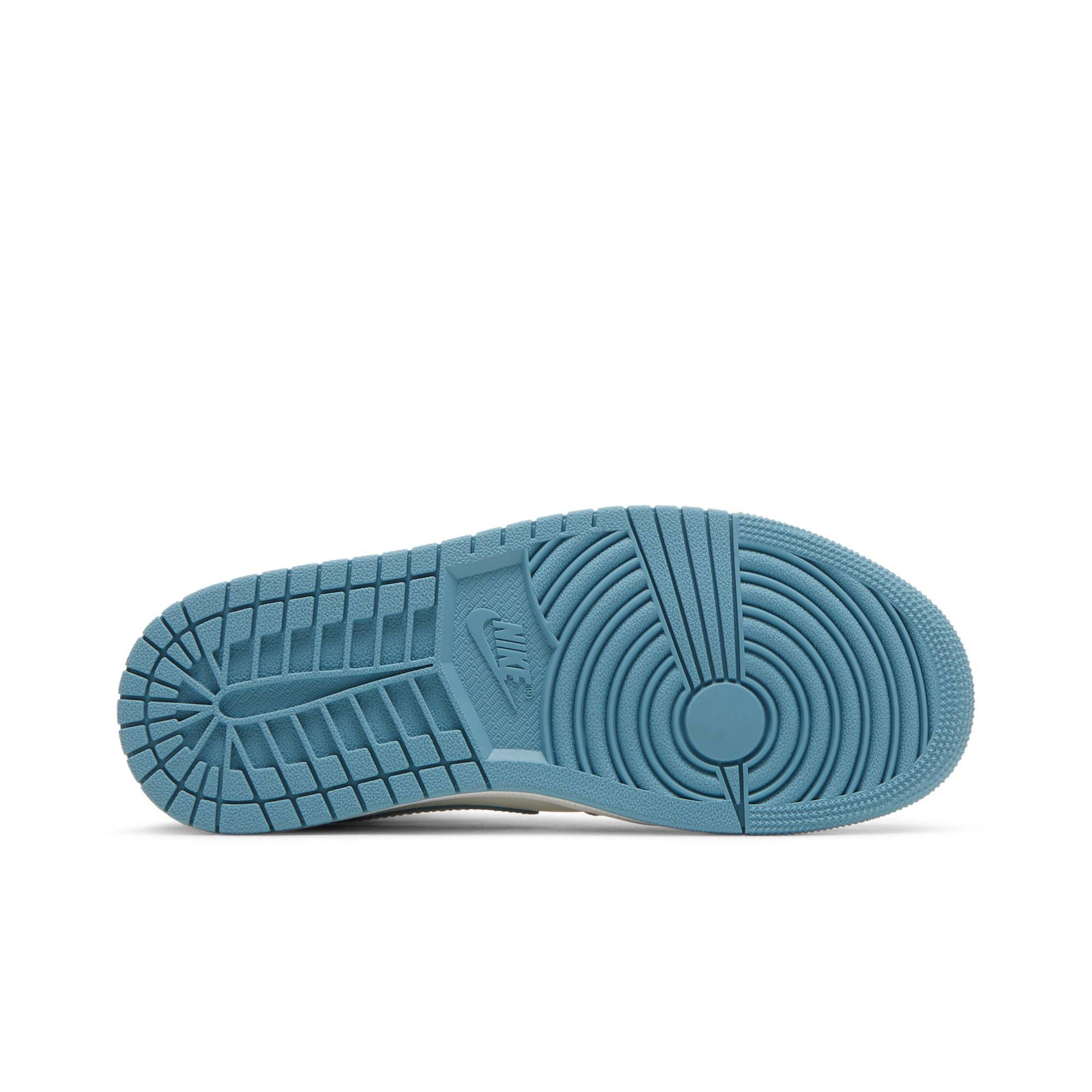 Wmns Air Jordan 1 Mid 'University Blue' BQ6472-141